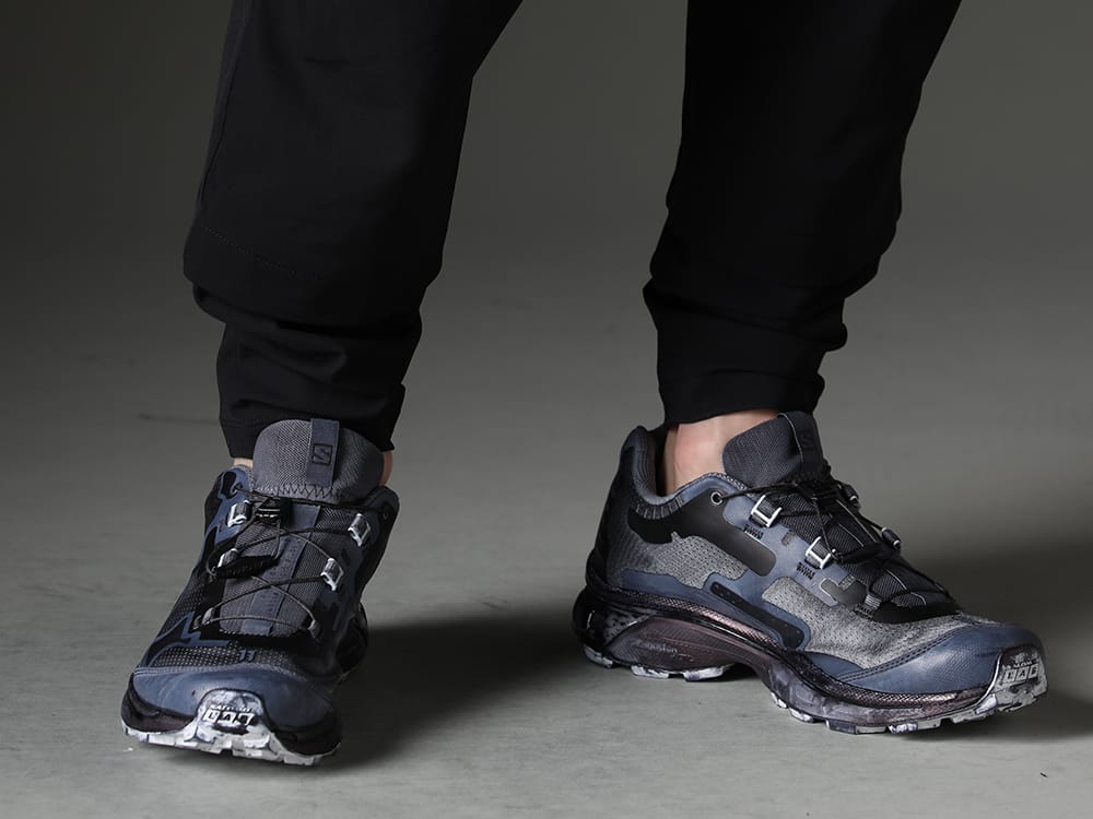 11 by Boris Bidjan Saberi(イレブン バイ ボリス ビジャン サベリ) 2023SS 実用性が高く幅広いジャンルで活躍するトラウザーズ、スニーカー - BAMBA5-11XS-Black-Dye(バンバ5 - 11XS - ブラックダイ) - 3-008