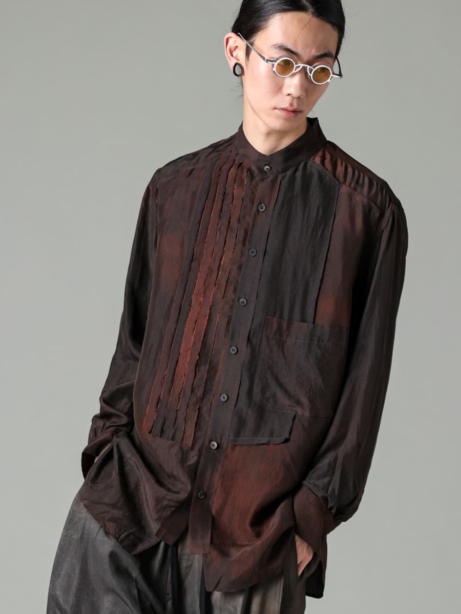 ZIGGY CHEN 23SS A double-layered shirt with an elegant luster of silk and a blend of opposing elements that feel earthy without changing the look. - 0M2310701-マンダリンカラー ハイブリッド ドレスシャツ - RG1911CU-JASPER-RG1911CU Mad Scientist ジャスパー 3-003