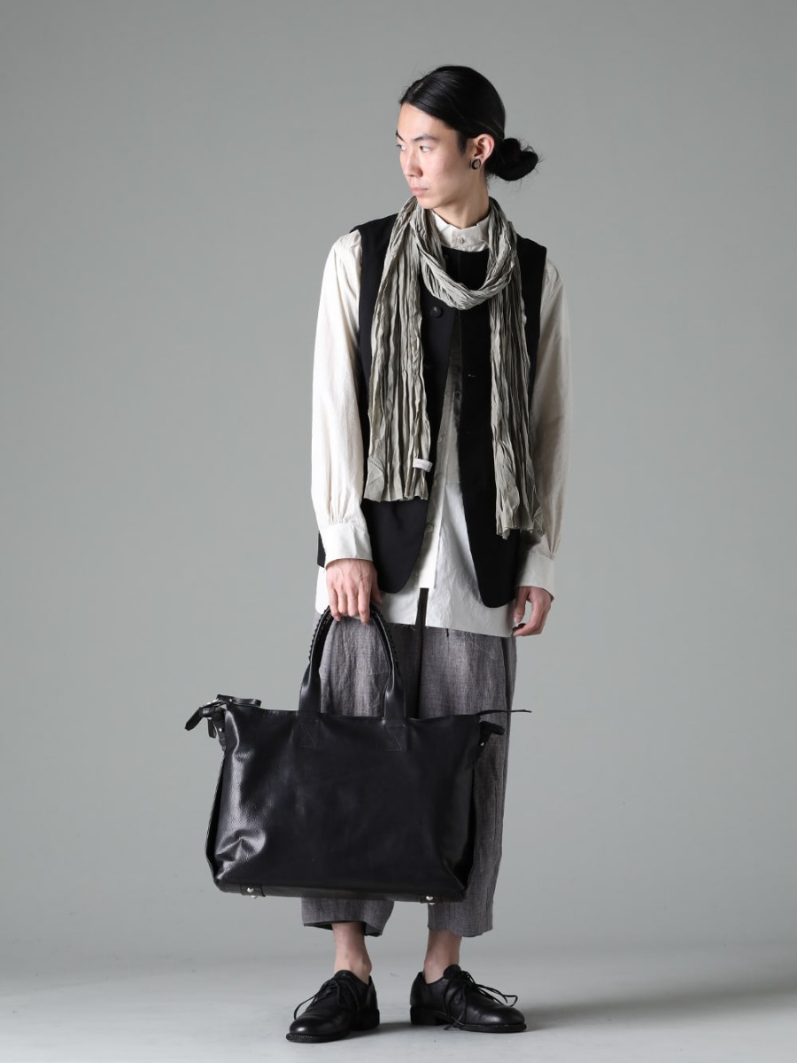 DEVOA 23SS styling Layered styles using light, textured materials and colorful items that can be worn comfortably even when temperatures rise - VTK-CJCV Vest High Density Cotton 0M2310709 Mandarin Color Hybrid Dress Shirt PTI-STCB-Vintage-Blue Baggy Cropped Pants Ramie Vintage Blue 992X-Black Classic Derby Shoes Lace Up Single Sole - Horse Full Grain co23ssch010 Combo Handle Cow Mineral 1-001