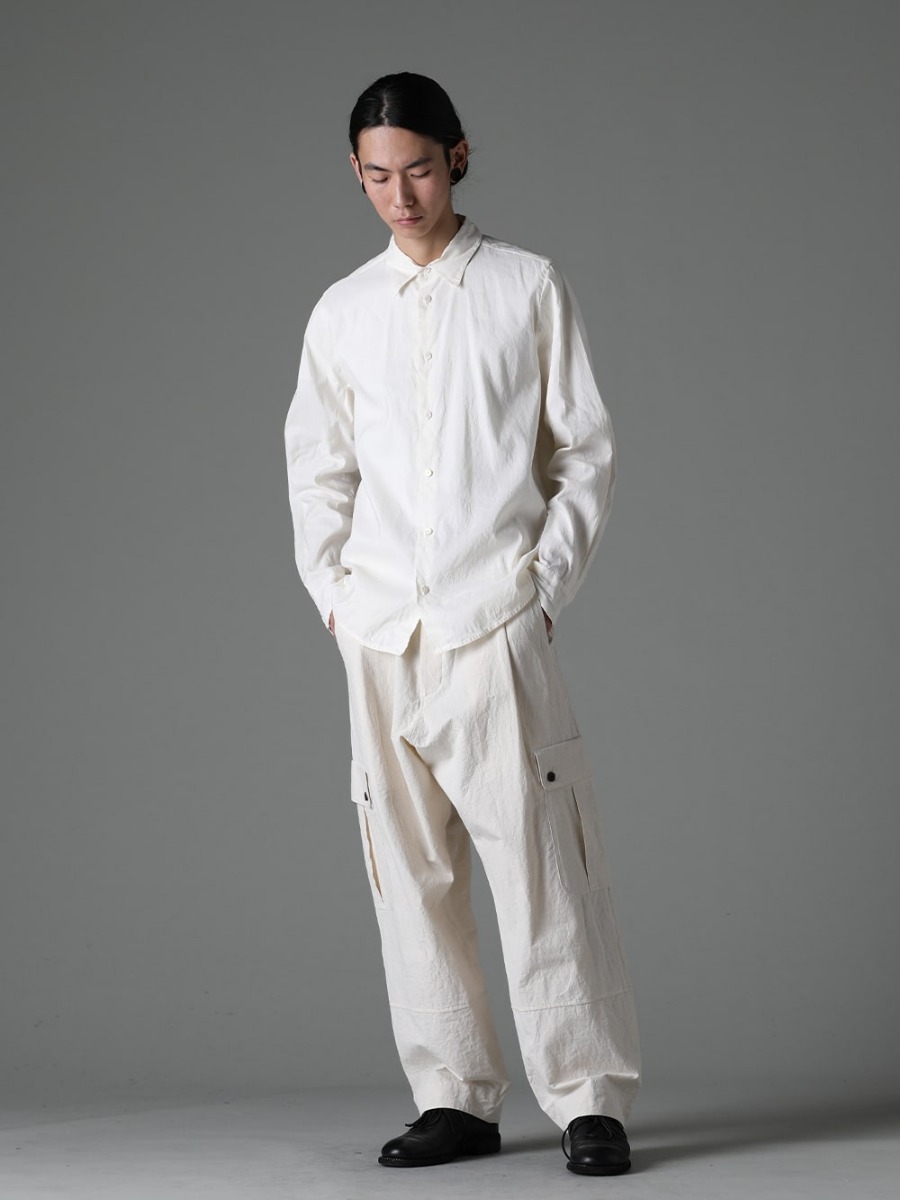 OLUBIYI THOMAS(オルヴィ トーマス) 23SS(春夏) NOUSANのレギュラーカラーシャツ：高品質素材と無駄の無いデザイン - shirt レギュラーカラーシャツ O15TR3-KINARI カーゴ トラウザー キナリ ファイン キャンバス 992X-Black クラシック ダービーシューズ レースアップ シングルソール - ホース フルグレイン 2-006