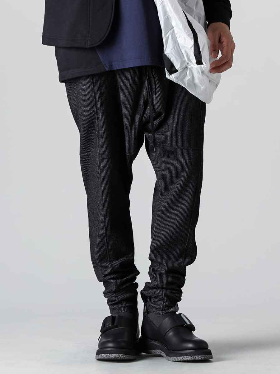 The Viridi-anne 2023SS Crotch pants that go well with RIPVANWINKLE's Derby Gore VI-3595-04-Black - Stripe Knit Drop-Clotch Pants Black - RW-520 - Tactical Derby Gore 3-001