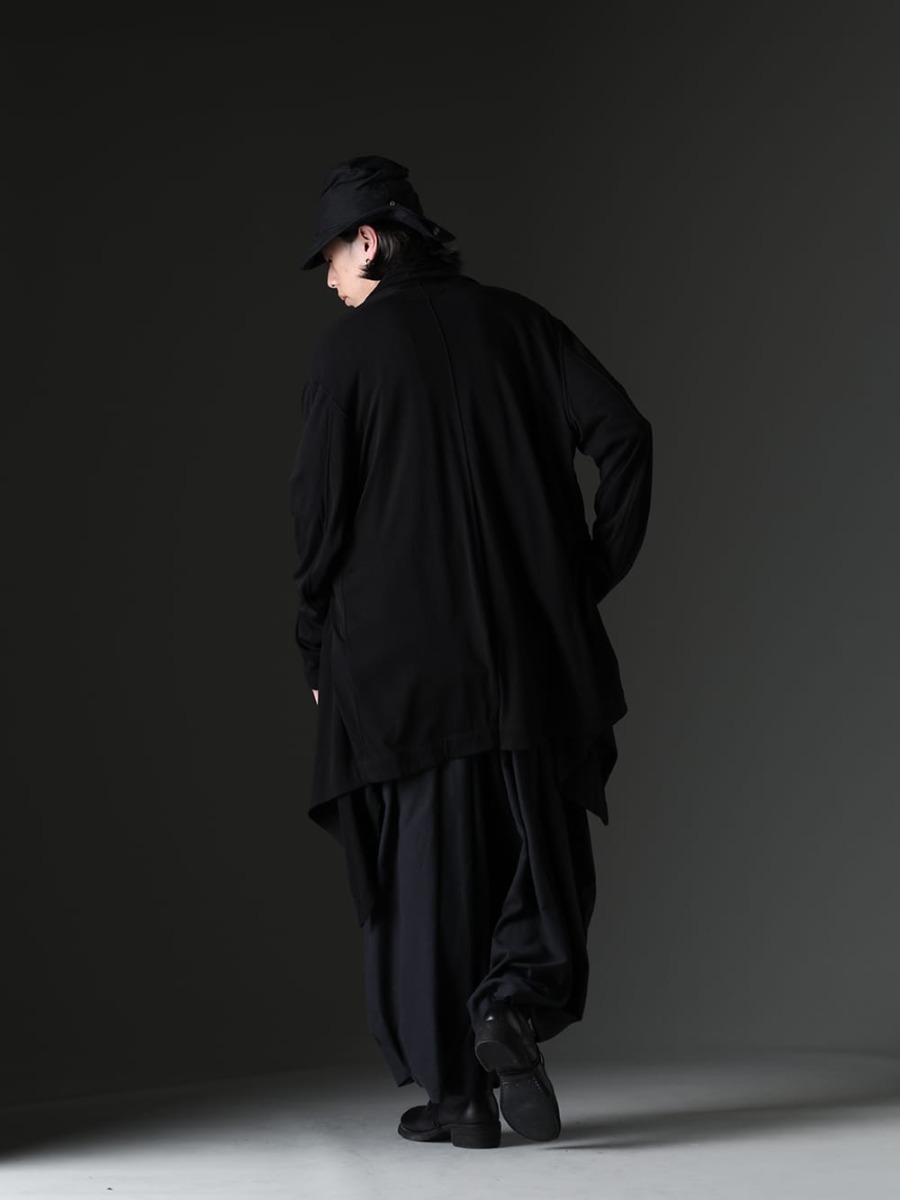 JULIUS / nude:masahiko maruyama / Forme D'expression / kujaku / Guidi 2023SS - A style with fashionable feel that makes use of draping with new product from kujaku. - 819CUM3-black(Cotton/Cupro Jersey Drape Cardigan Black) NU-1687(Oversized Short Sleeve T-Shirt) HH015-GBMB(Skewed Fedora) KJ-23SS13(Benibana Pants) 792Z(Classic Derby Shoes Double Sole - Horse Full Grain Leather) - 1-004
