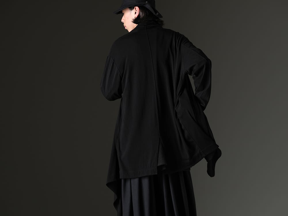 JULIUS 2023SS - Enjoy the depth of black with drapes and woven patterns. - 819CUM3-black(Cotton/Cupro Jersey Drape Cardigan Black) - 2-003