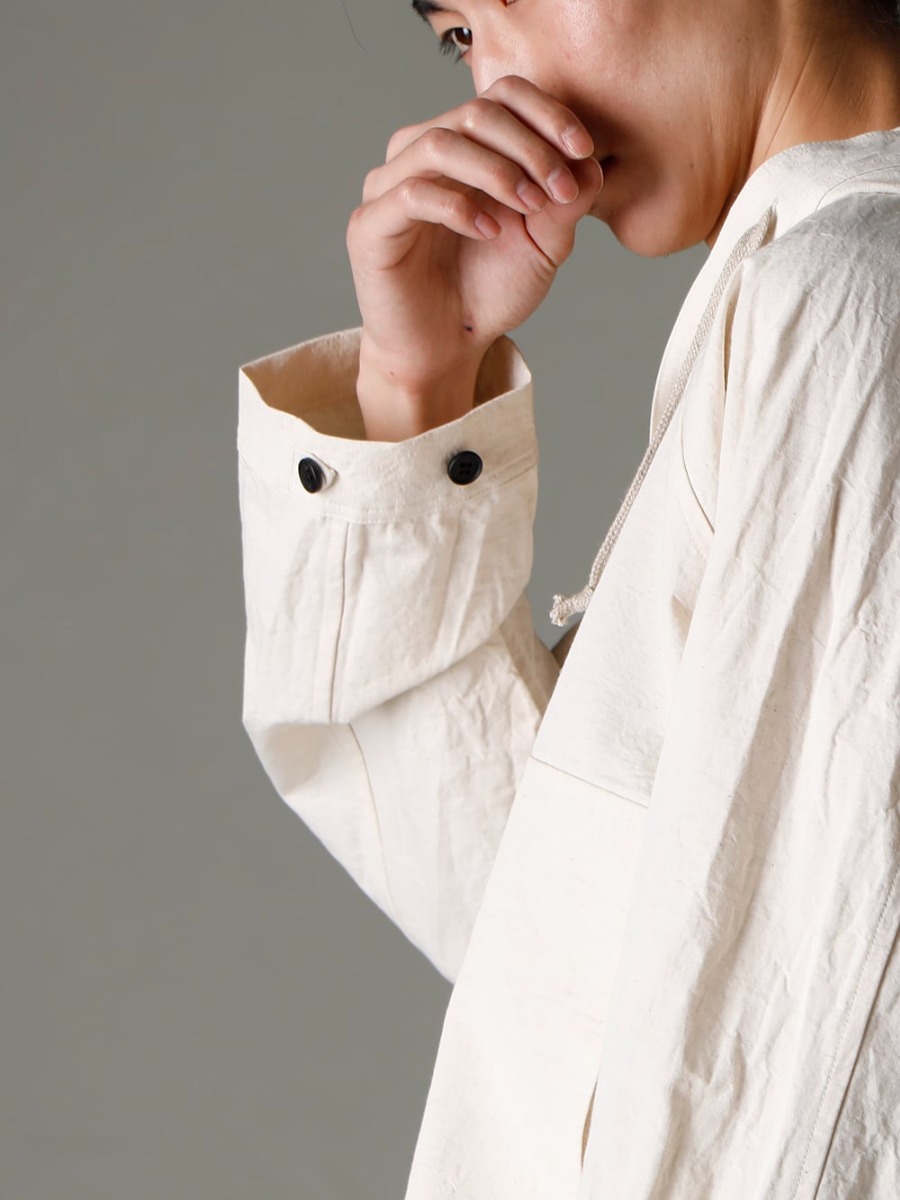 O project(オー プロジェクト) 23SS(春夏) 夏に活躍するリネンパーカーとメッシュTシャツレイヤード  - O15JKT2-KINARI フーディー プルオーバー ジャケット キナリ ファイン キャンバス O15TT1-YELLOW-BEIGE スリーブレス ティー コットン ヘンプ ジャージー 2-007