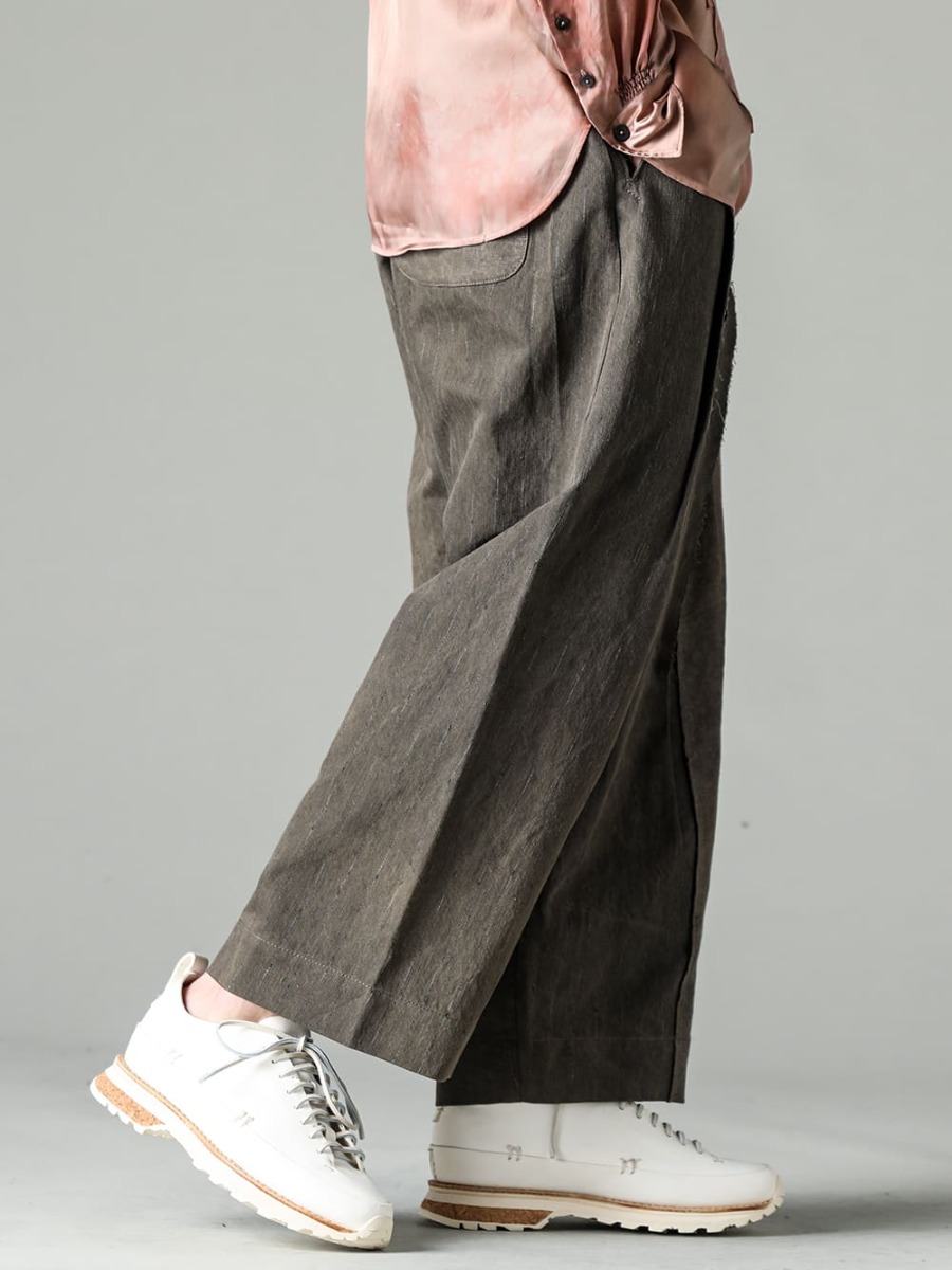 ZIGGY CHEN 23SS Asymmetrical panel trousers made of ikat, a traditional patterned fabric. - 0M2310516-Asymmetrical Panel Trousers - Lugged-Runner-FEIT Ragged Runner 3-003