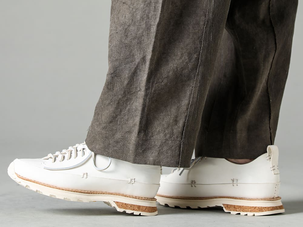 ZIGGY CHEN 23SS Asymmetrical panel trousers made of ikat, a traditional patterned fabric. - 0M2310516-Asymmetrical Panel Trousers - Lugged-Runner-FEIT Ragged Runner 3-006