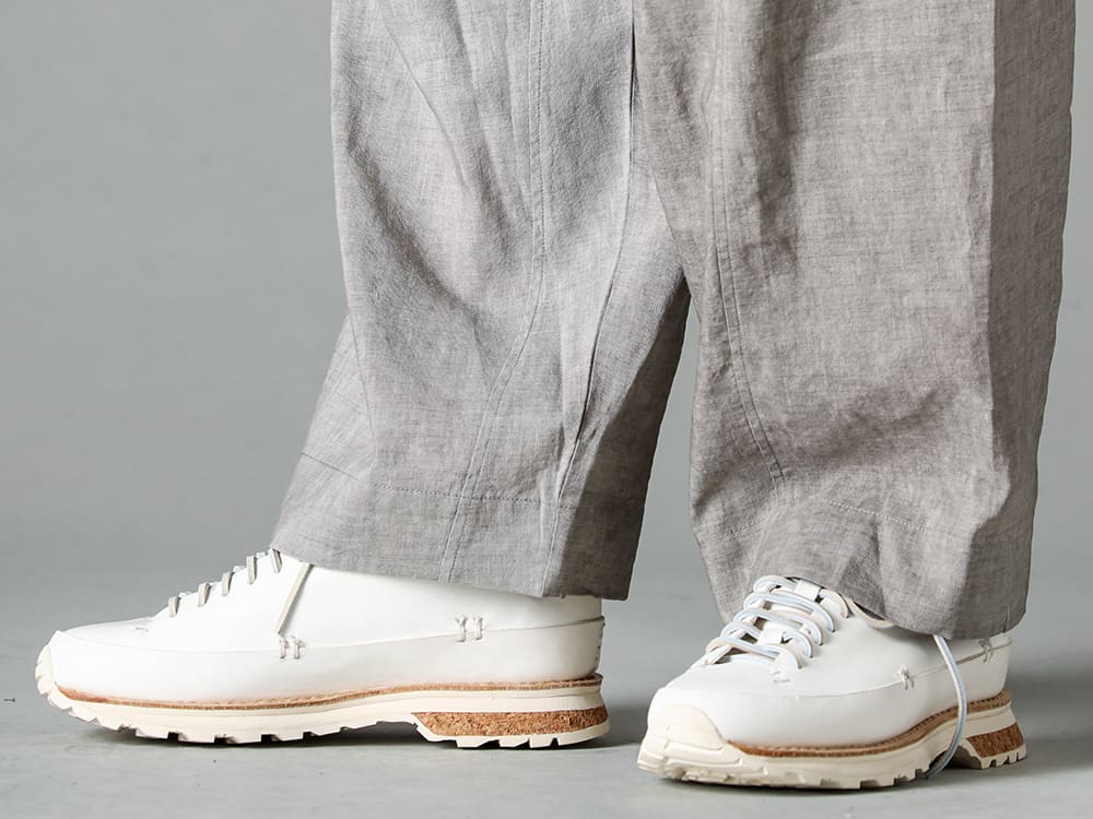 ZIGGY CHEN-ジギーチェン シーズン 真夏でも快適に着用可能！ 脅威の通気性を誇るフルレングストラウザー - 0M2310528-プリーツテーパードトラウザーズ - Lugged-Runner-FEIT ラガード ランナー 3-005