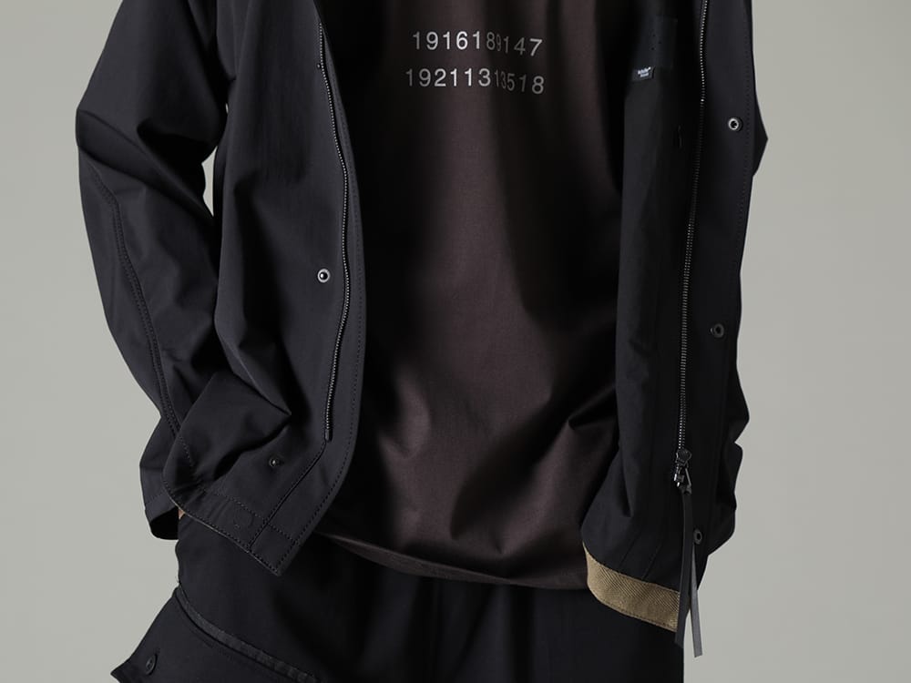 デヴォア / ザ ヴィリディアン 2023SS - 高機能素材のアイテムで雨も気にせず着用できる万能アイテム - FJK-SDXF(フーデッド ジャケット シェラー - ダイナミック) VI-3609-01-Brown-Gray(半袖プリントTシャツ ブラウングレー) - 2-005