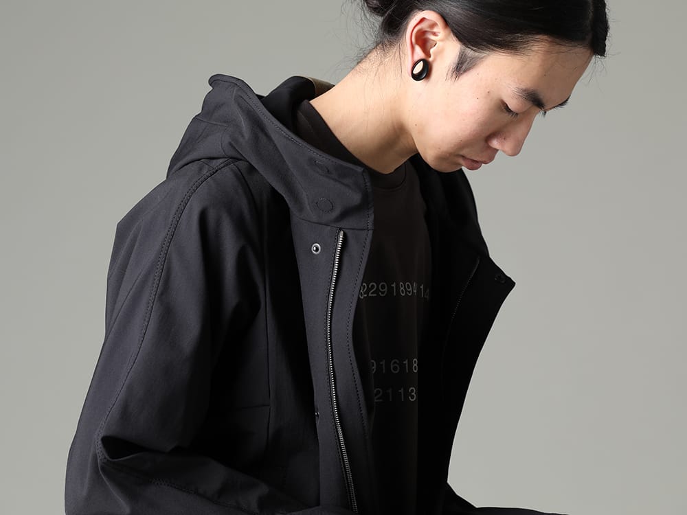 デヴォア / ザ ヴィリディアン 2023SS - 高機能素材のアイテムで雨も気にせず着用できる万能アイテム - FJK-SDXF(フーデッド ジャケット シェラー - ダイナミック) VI-3609-01-Brown-Gray(半袖プリントTシャツ ブラウングレー) - 2-006