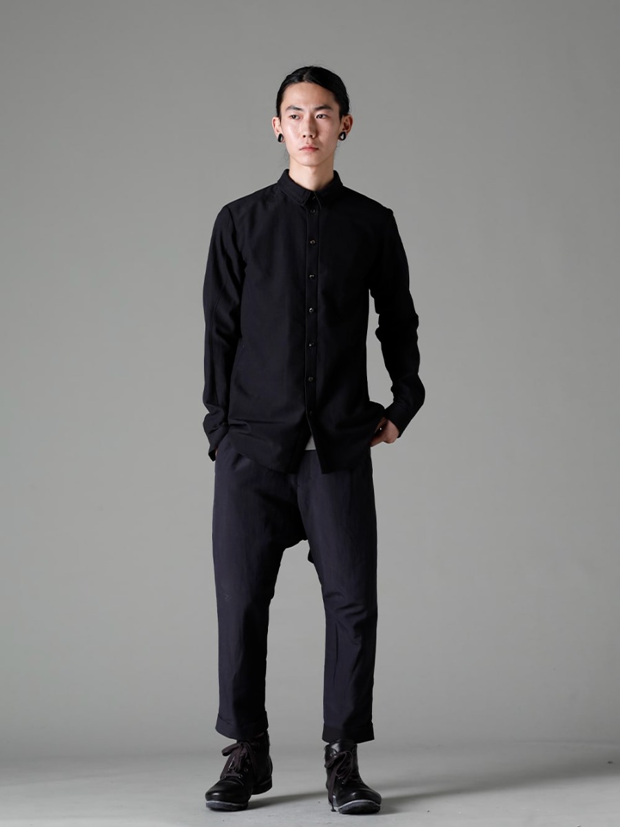 DEVOA 23SS Style Sample Black - SHN-SVCR-Black Shirt Cotton/silk/viscose Black PTN-PBSC Cropped Slim Pants Silk Paper Cotton FW-CSHS Leather boots GUIDI Horse leather 3-007