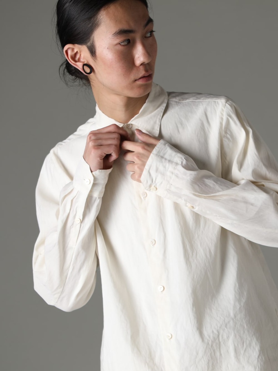 NOUSAN(ノウザン) forme d'expression(フォルメ デ エクスプレッション) 23SS(春夏) 高密度で織られたリネンコットン：NOUSANの定番シャツ  - shirt レギュラーカラーシャツ UG063-F50S ウエスト コート UM1552-Tan ジョセフ トップ タン 2-009