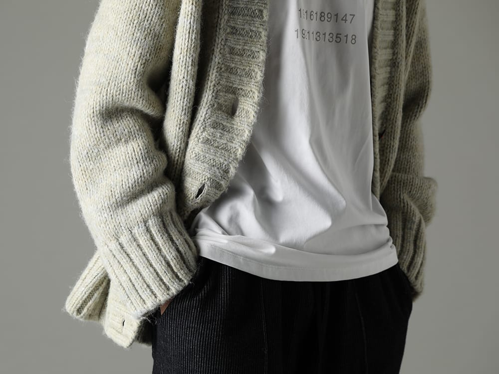 メゾン マルジェラ / ザ ヴィリディアン 2023SS - リアルシーズンで対応できるアイテム - SI0GP0004-Pistacchio(ニットセーター Pistacchio) VI-3609-01-Off-White(半袖プリントTシャツ オフホワイト) - 2-006