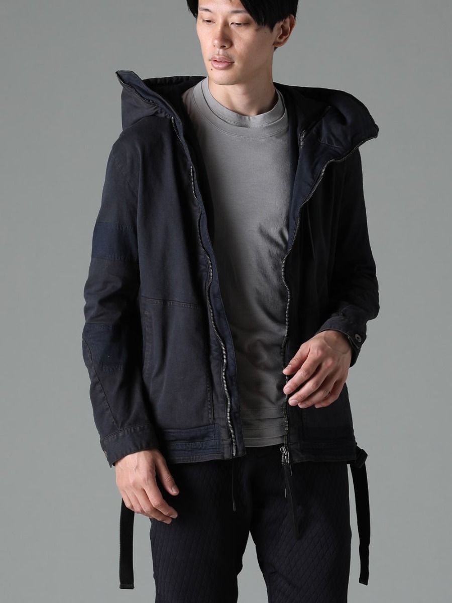 The Viridi-anne(ザ ヴィリジアン) D.HYGEN(ディーハイゲン) 23SS(春夏) シンプルな組み合わせにも一癖加え、コーディネートに深みと個性を。  - ST104-0523S-Mud-Indigo-Brown マッド加工8ozライトストレッチデニムフーデッドジャケット マッド インディゴ ブラウン VI-3613-01-Light-Gray ダブルレイヤード Tシャツ ライトグレー  2-001