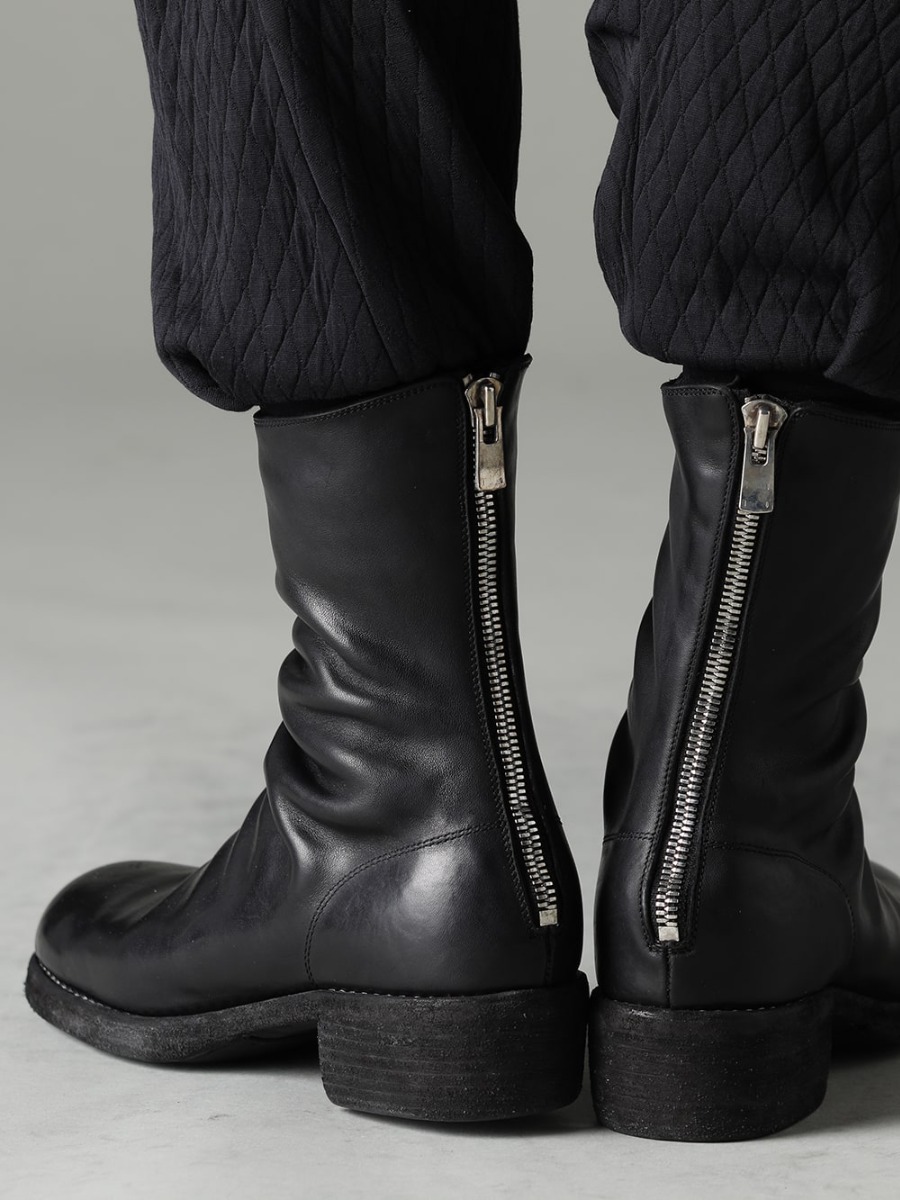 DEVOA(デヴォア) GUIDI(グイディ) 23SS(春夏) 独特なシルエットで春夏に活躍するクロップド丈ジョガーパンツ - PTN-DKCJ ジョガーパンツ キルトコットン / ポリエステル 788Z_H バックジップブーツ ダブルソール - ホース フルグレイン レザー 3-005