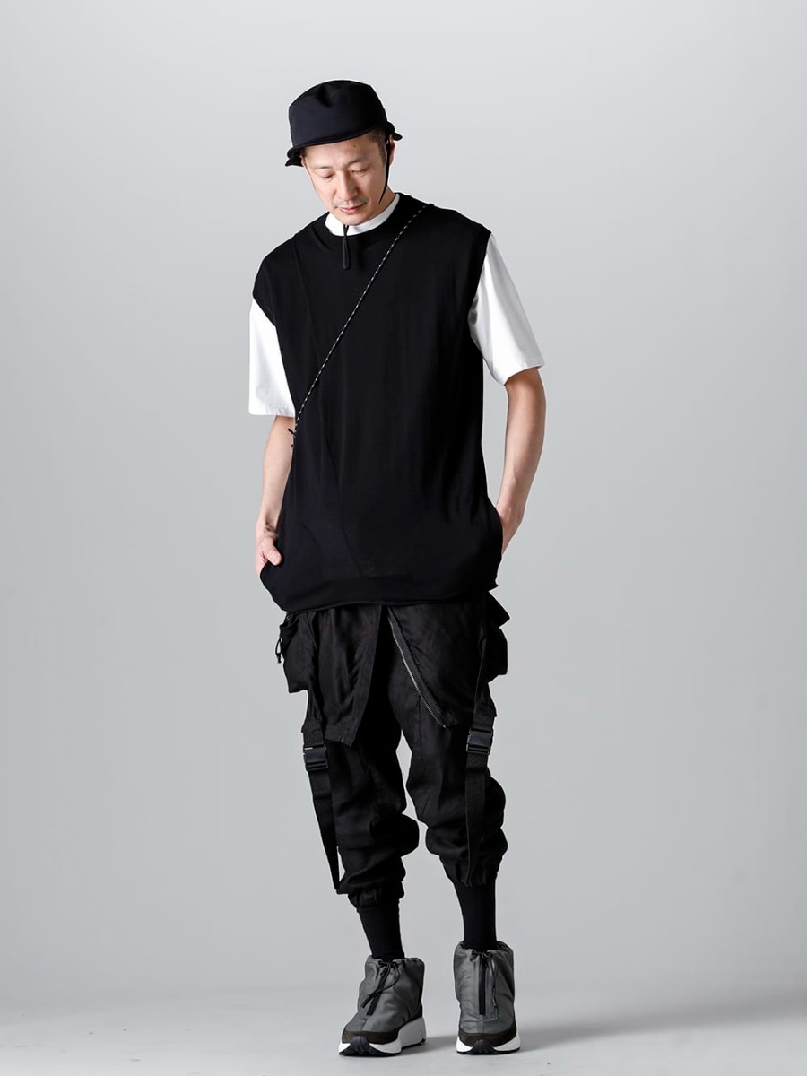 RIPVANWINKLE - リップヴァンウィンクル 2023SS 見出し4 - RW-528 - クロス ニットジャージー - RW-548-White - ドロップショルダーT ホワイト - RW-536 - オールインワン - RW-556 - フィード ハット - モック トレーナー Khaki - RW-555 - タビ 2P ソックス 4-001