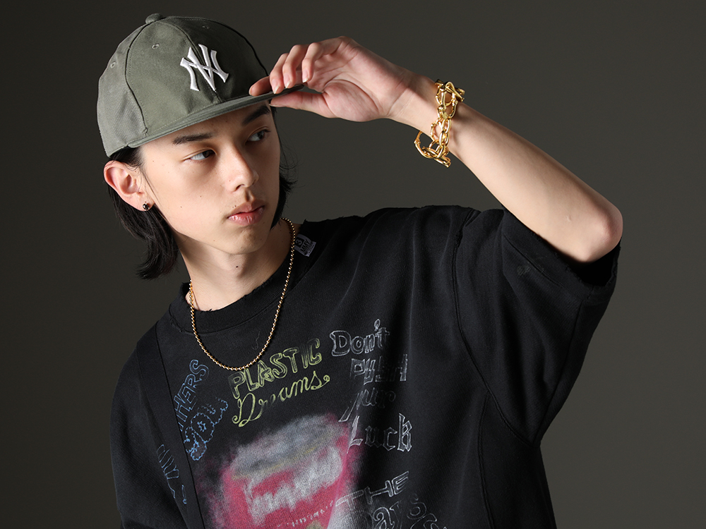 Maison MIHARAYASUHIRO / NVCLEAR / TAKAHIROMIYASHITATheSoloist. - Casual piece with a vintage feel - A10TS681-Black(Suspender Tee) NV_002-Vintage-Green(NV LOGO FR ARMY COTTON CAP VINTAGE GREEN) sa.0038SS23-Gold(sa.ball chain necklace. -S- regular Gold) sa.0037SS23-Gold(bone shaped carabiner bracelet.-L- Gold) sa.0036SS23-Gold(bone shaped carabiner bracelet.-S- Gold) - 2-004