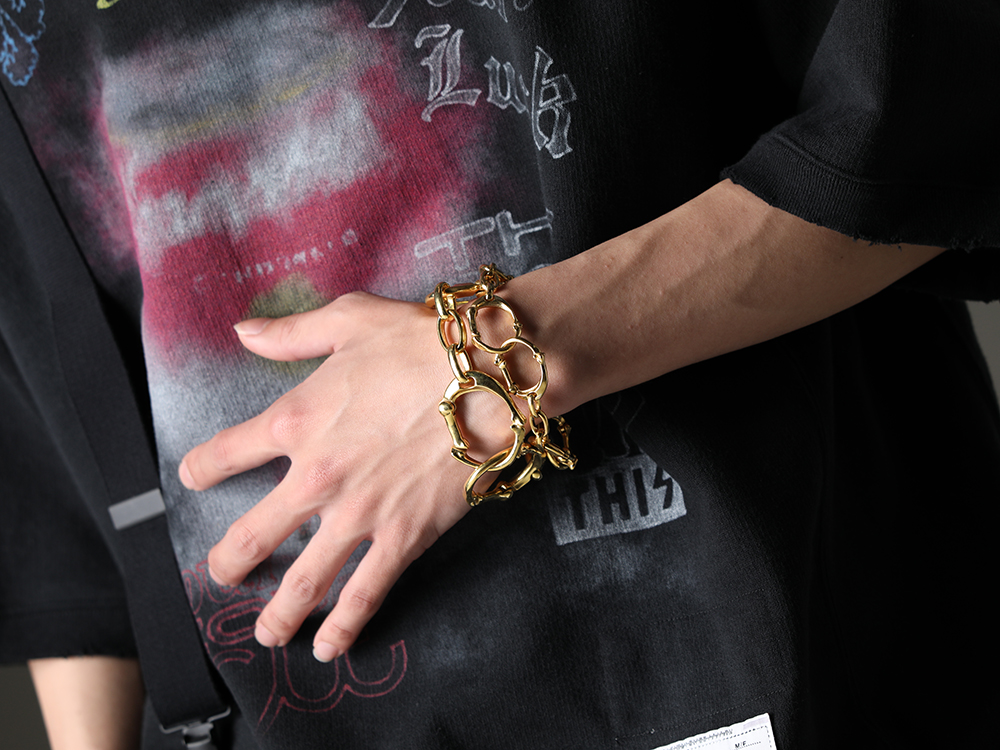 TAKAHIROMIYASHITATheSoloist. - Casual piece with a vintage feel - sa.0037SS23-Gold(bone shaped carabiner bracelet.-L- Gold) sa.0036SS23-Gold(bone shaped carabiner bracelet.-S- Gold) - 2-008