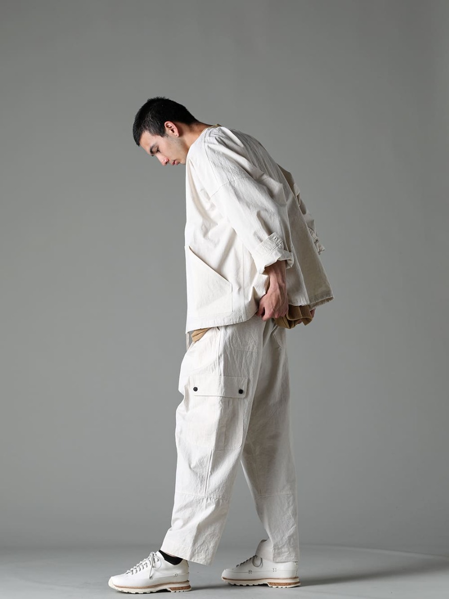  O PROJECT 23SS(Spring-Summer) Styling O project's relaxed work style that can be worn by larger people - O15SRT2-KINARI-Coverall Shirt Kinari Fine Canvas - O15TS1-mesh-YELLOW-BEIGE- SS TEE Cotton Mesh-YELLOW-BEIGE- O15TT1-YELLOW-BEIGE- Sleeveless Tee Cotton Hemp Jersey- YELLOW-BEIGE- O15TR3-KINARI- Cargo Trousers- KINARI- Fine Canvas- Lugged-Runner-FEIT Runner 1-002