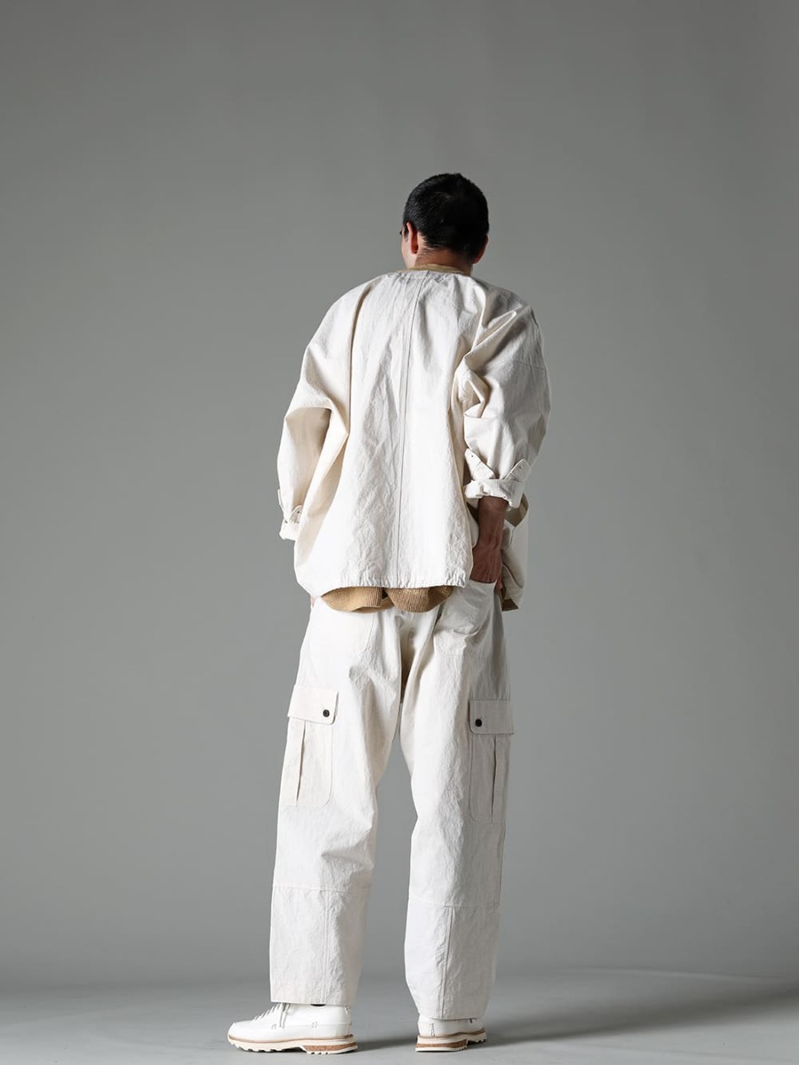  O PROJECT 23SS(Spring-Summer) Styling O project's relaxed work style that can be worn by larger people - O15SRT2-KINARI-Coverall Shirt Kinari Fine Canvas - O15TS1-mesh-YELLOW-BEIGE- SS TEE Cotton Mesh-YELLOW-BEIGE- O15TT1-YELLOW-BEIGE- Sleeveless Tee Cotton Hemp Jersey- YELLOW-BEIGE- O15TR3-KINARI- Cargo Trousers- KINARI- Fine Canvas- Lugged-Runner-FEIT Runner 1-003