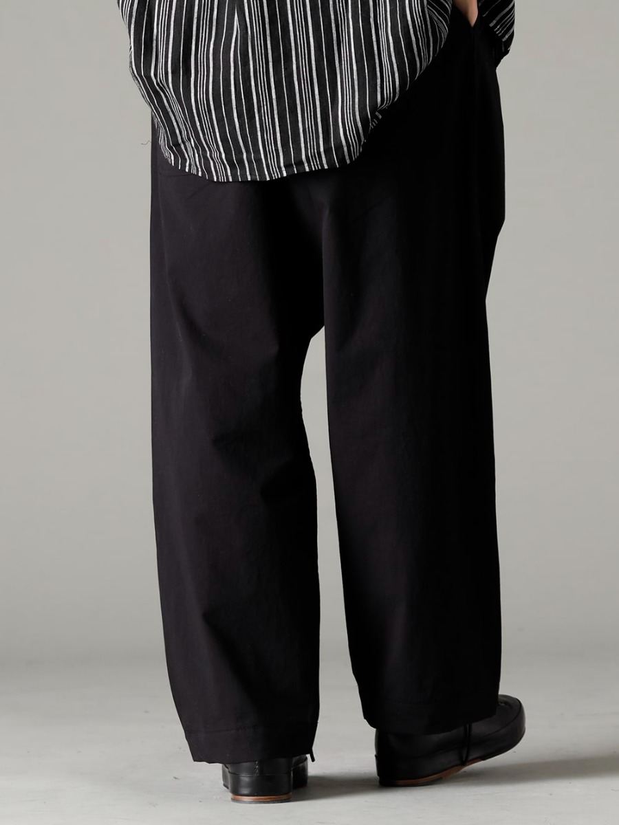 O PROJECT 2023SS Lightweight trousers in a relaxed fit -  O15TR4-BLACK JOGGING TROUSERS Water-Repellent Dense Cloth BLACK - Handsewn-Classic-Lo Handsewn Classic Lo 3-003