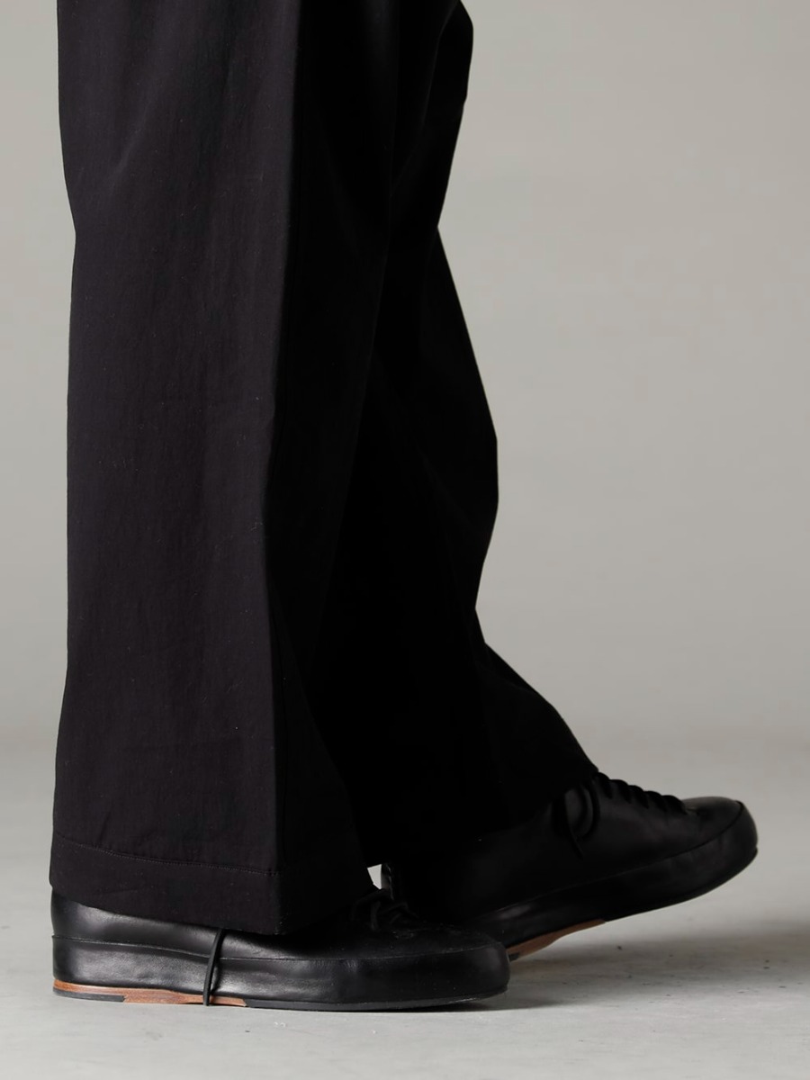 O PROJECT 2023SS Lightweight trousers in a relaxed fit -  O15TR4-BLACK JOGGING TROUSERS Water-Repellent Dense Cloth BLACK - Handsewn-Classic-Lo Handsewn Classic Lo 3-006