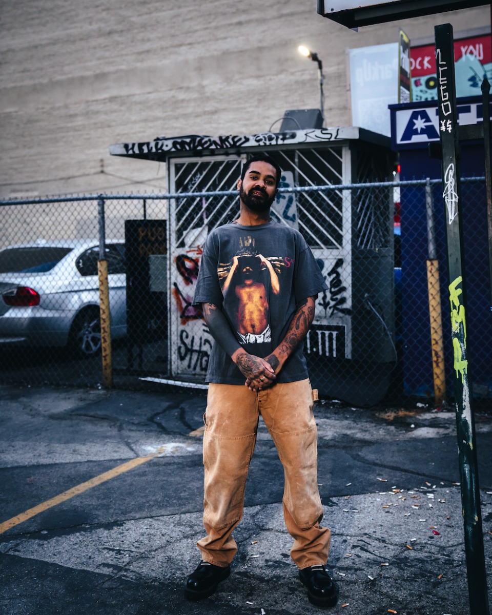 セントマイケル 2023SS - ©SAINT M××××××(セントマイケル) 2023春夏コレクションより第9弾目のアイテムがリリース！5/20(土)午前10時より店頭、通販共に同時販売開始！ - SM-S23-0000-009(WE LIVE HELL ショートスリーブTシャツ) - 1-004