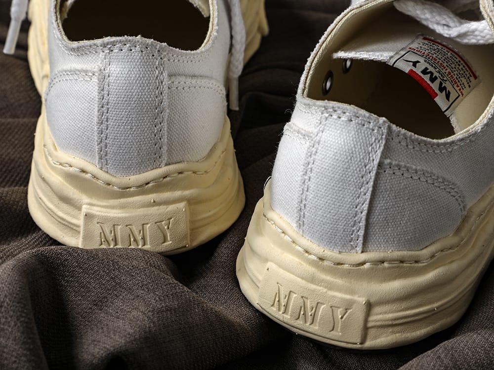 Maison MIHARAYASUHIRO - メゾン ミハラヤスヒロ 2023SS A09FW734 - ハンク- オリジナルソール スニーカー ローカット キャンバス ヴィンテージ ライク ソール 8-004