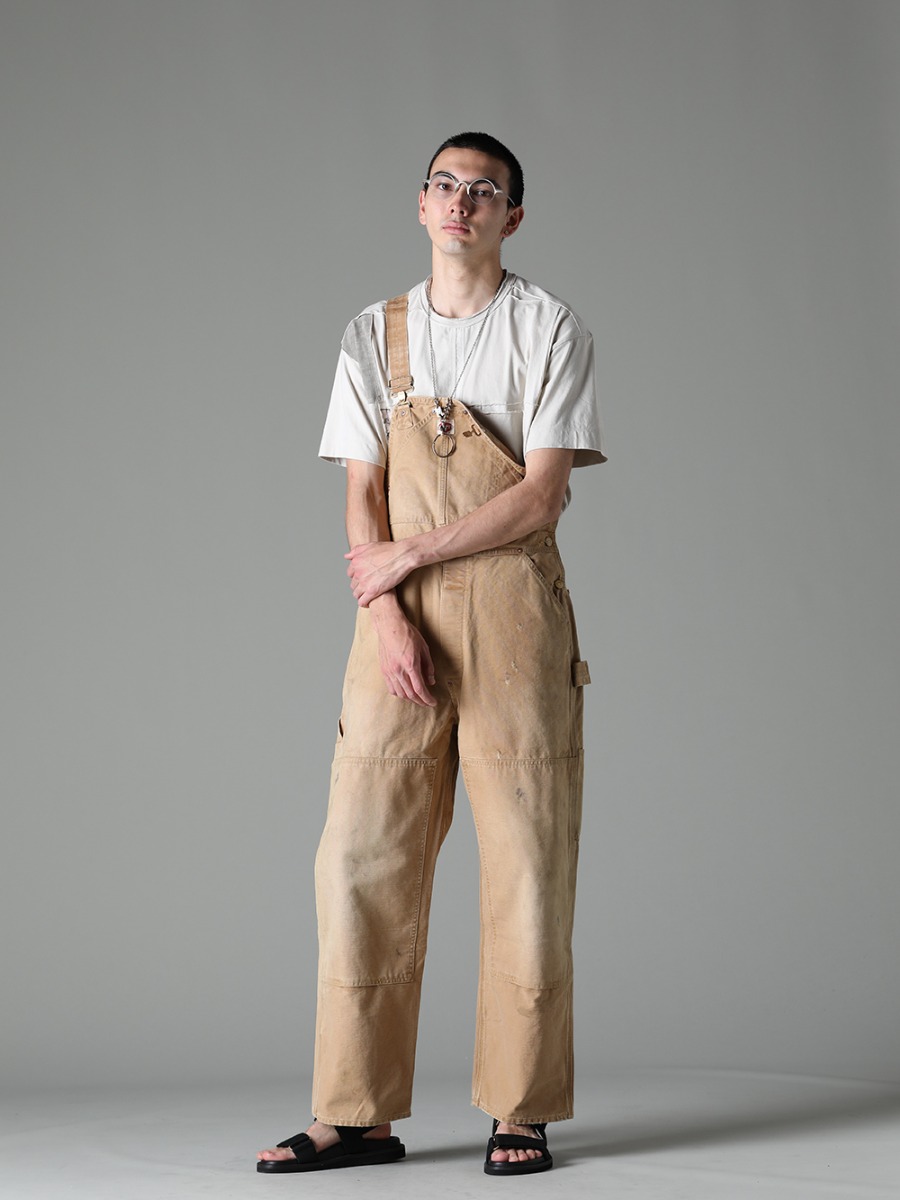 ジギーチェン / セントマイケル / ワークスタッドミュンヘン / リガーズ / ユマワン スタイリング ラフでスタイリングの幅が広がるオーバーオールの組み合わせ。 - 0M2310210(コントラスト パッチワークTシャツ) SM-S23-0000-062(ダブルニー オーバーオール) RG0091AG-925silver-sterling-textured-clear(RG0091AG ジギー チェン x リガーズ 925スターリングシルバー テクスチャード クリアレンズ) M3940(ネックレス ミックス + キーリング) US9561-Black(メンズ サンダル ブラック) - 1-004