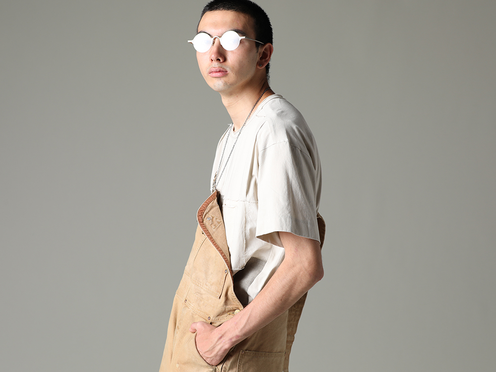 ジギーチェン / セントマイケル / ワークスタッドミュンヘン / リガーズ 上品なイメージに組んだカジュアルスタイル。 - 0M2310210(コントラスト パッチワークTシャツ) SM-S23-0000-062(ダブルニー オーバーオール) RG0091AG-925silver-sterling-textured-clear(RG0091AG ジギー チェン x リガーズ 925スターリングシルバー テクスチャード クリアレンズ) M3940(ネックレス ミックス + キーリング) - 2-006