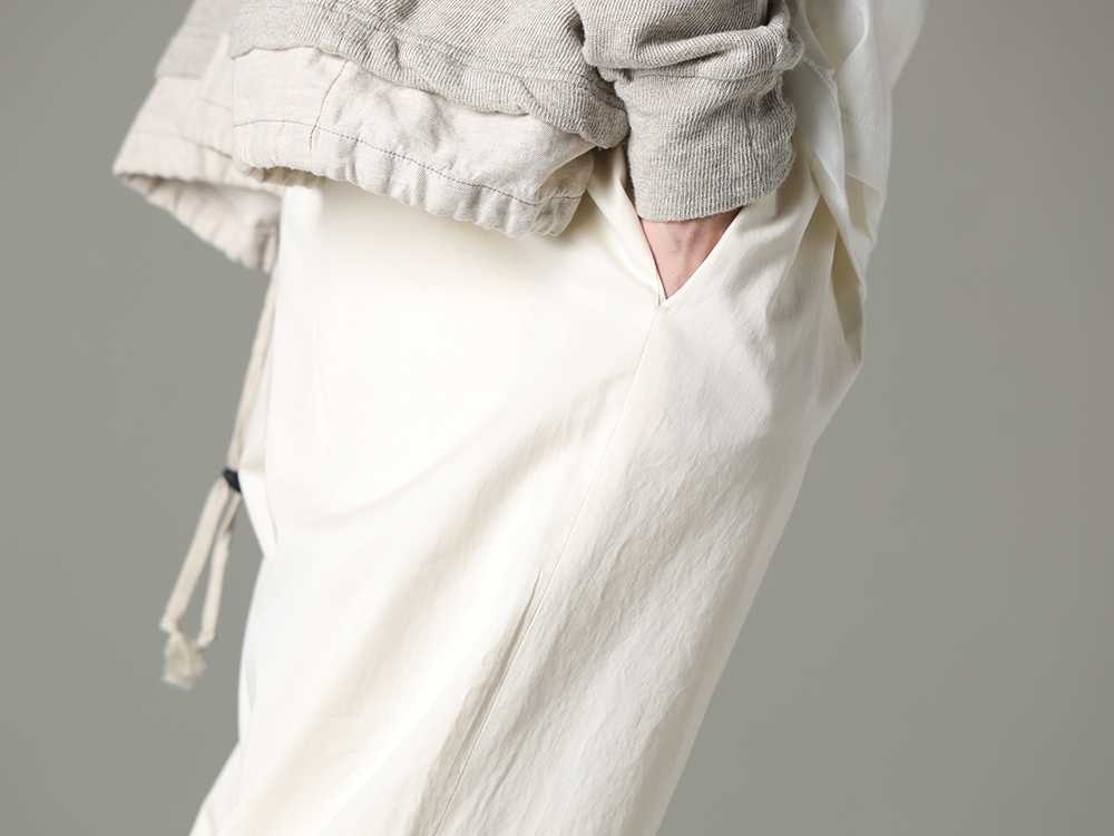 IRENISA - A-line with relaxed silhouette item. - IH-23SS-P022-CSS-Ivory(Semi Flared Relaxed Pants Ivory) - 3-004