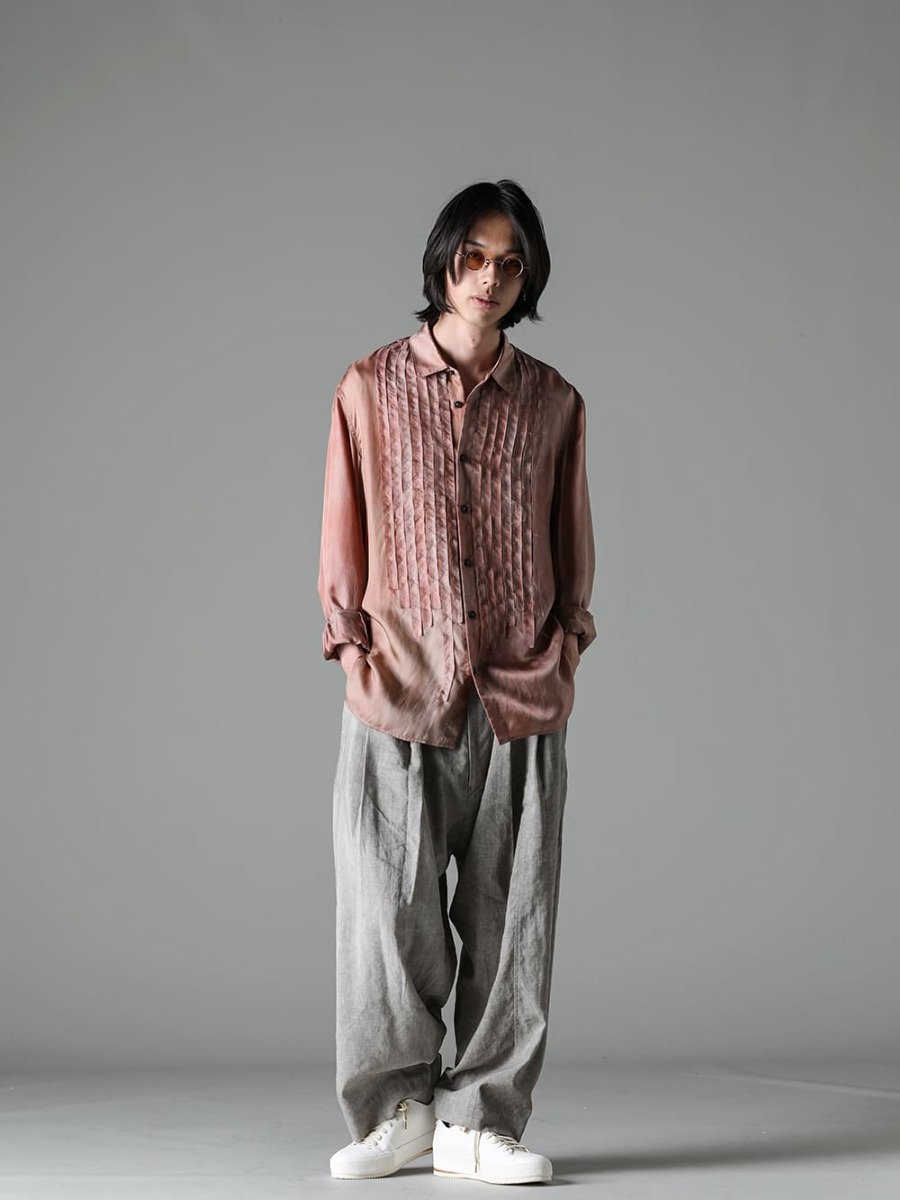 ZIGGY CHEN-ZIGGY CHEN Seasonal Styling - ZIGGY CHEN Ruffle Shirt ZIGGY CHEN style with a fresh color composition but with a nostalgic and somewhat antique wear-like deep expression - 0M2310712-Histogramic Stripe Shirt - 0M2310528-Pleated Tapered Trousers - FEIT-Hand-Sewn-Low-FEIT Hand-Sawn Low - RG1012TI-VINTAGE-SILVER-RG1012TI / Vintage Silver 1-001