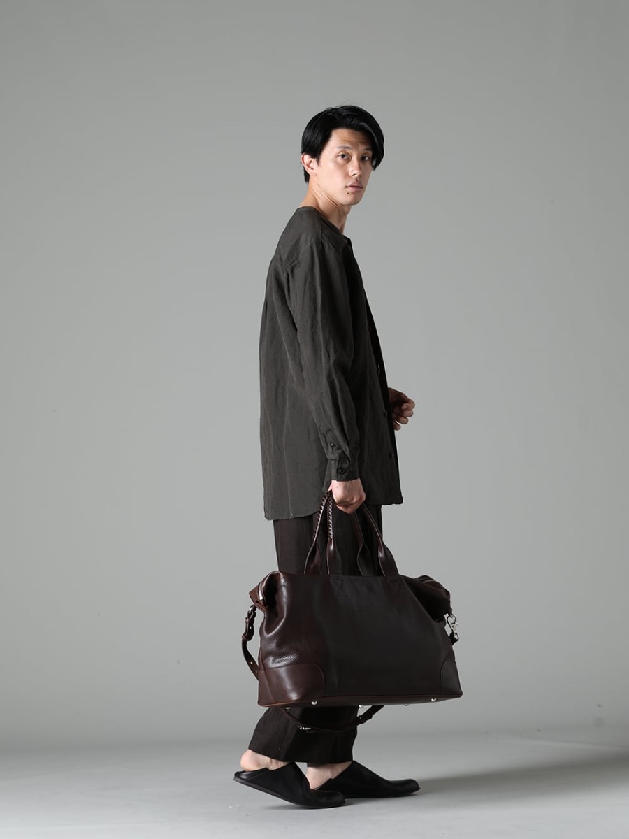 NOUSAN - ノウザン 2023SS アウター感覚のシャツで洗練された大人の印象を演出 - collarless pocket shirt ノーカラー ポケットシャツ - 0M2310501 セルビッジプリーツ ワイドレグトラウザーズ - 81111-5PO04 JAN JAN VAN ESSCHE X PETROSOLAUM バブーシュ - co23sscb030-brown コンボボストン カウミネラル ブラウン 1-003