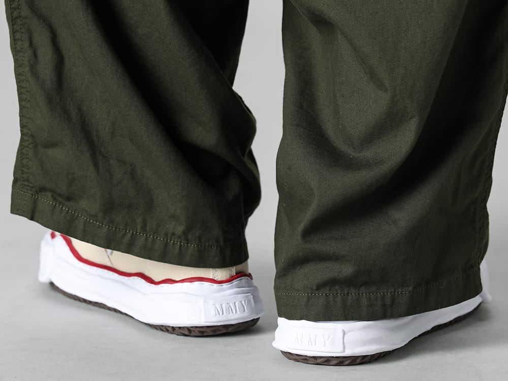 Maison MIHARAYASUHIRO 2023SS Casual cargo pants that take advantage of the wide silhouette typical of Yohji Yamamoto! - HZ-P95-041-Khaki - 12 Tuck Work Pants Khaki
 - A04FW728 - PETERSON Original sole canvas Hicut sneaker 3-007