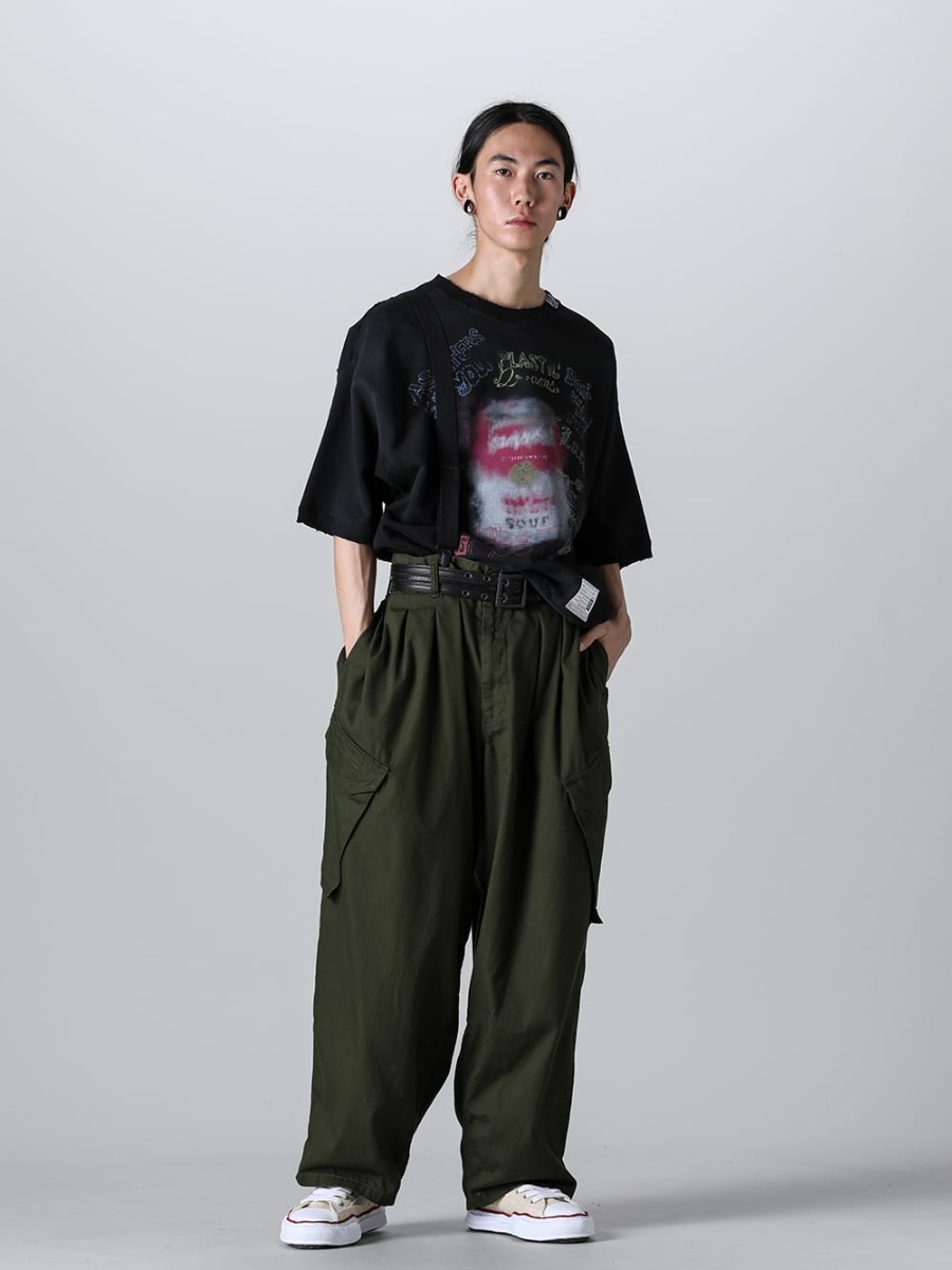 Maison MIHARAYASUHIRO - メゾン ミハラヤスヒロ 2023SS 見出し4 - A10TS681-Black - サスペンダー Tee - HZ-P95-041-Khaki - 12タックワークパンツ カーキ - A04FW728 - ピーターソン オリジナルソール キャンバス ハイカット スニーカー - 819ACU1-black-silver - カウレザー ジッパーベルト ブラック × シルバー 4-001