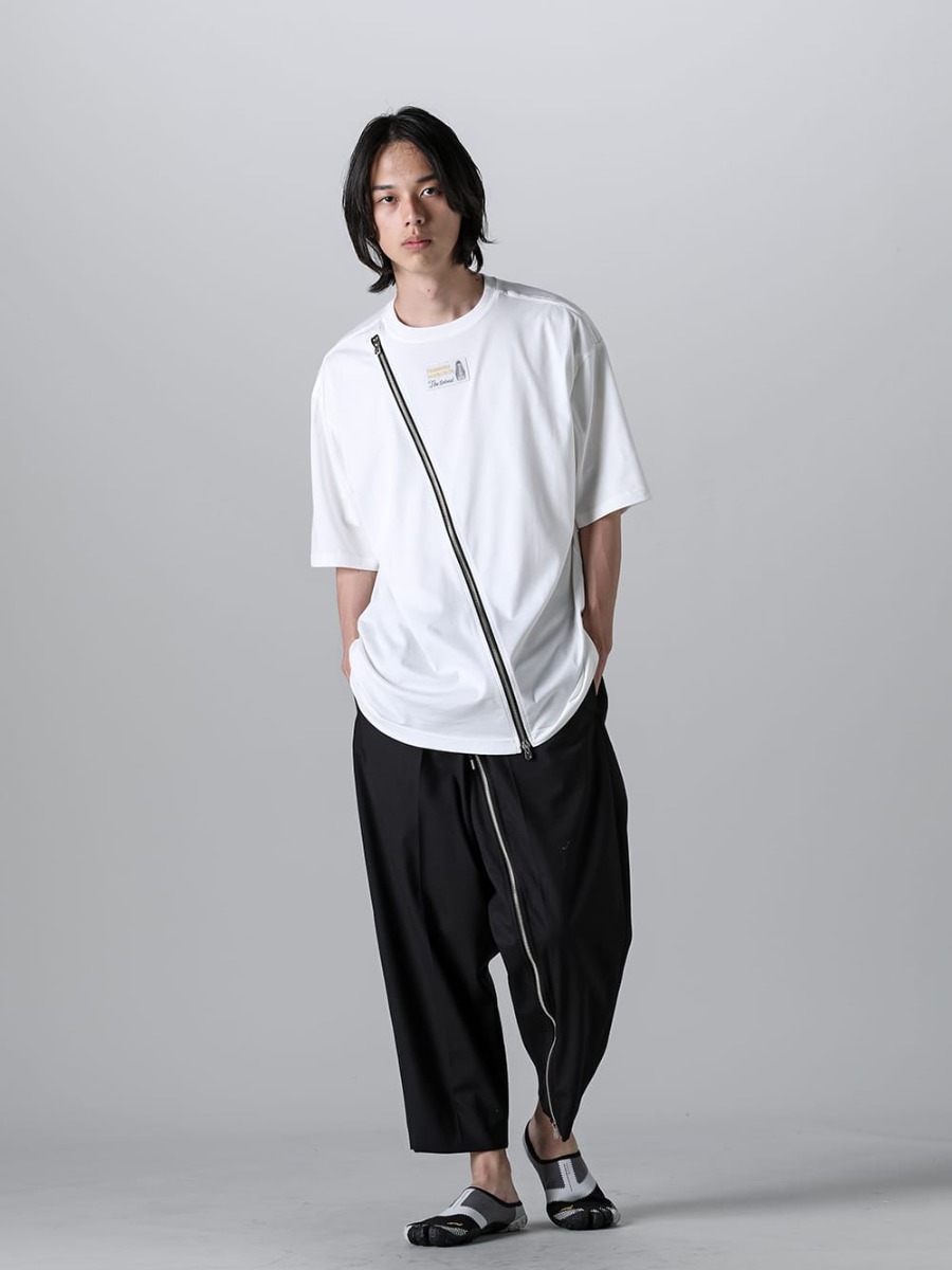 TAKAHIROMIYASHITATheSoloist. 2023SS Styling - Pocket T-shirt styling with distinctive zip design! - sc.0008bSS23 - new two-way zip reverse oversized s/s t.(Jersey)(solid) - sf.0008SS23-Black - nin-sabo-soloist.(fivefinger slip on) Black - sp.0002bSS23 - new reverse cropped baggy zipper pant.(solid) 1-001