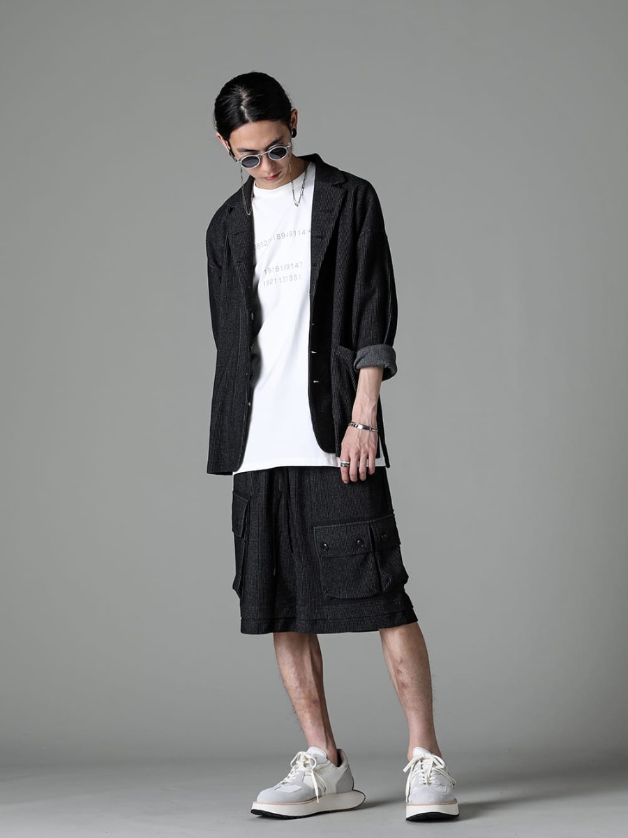 The Viridi-anne 2023ss - VI-3594-01 - Stripe Knit Blazer - VI-3597-04-Black - Stripe Knit Short Pants Black - VI-3621-09 - Lace-up Sneakers 4-001