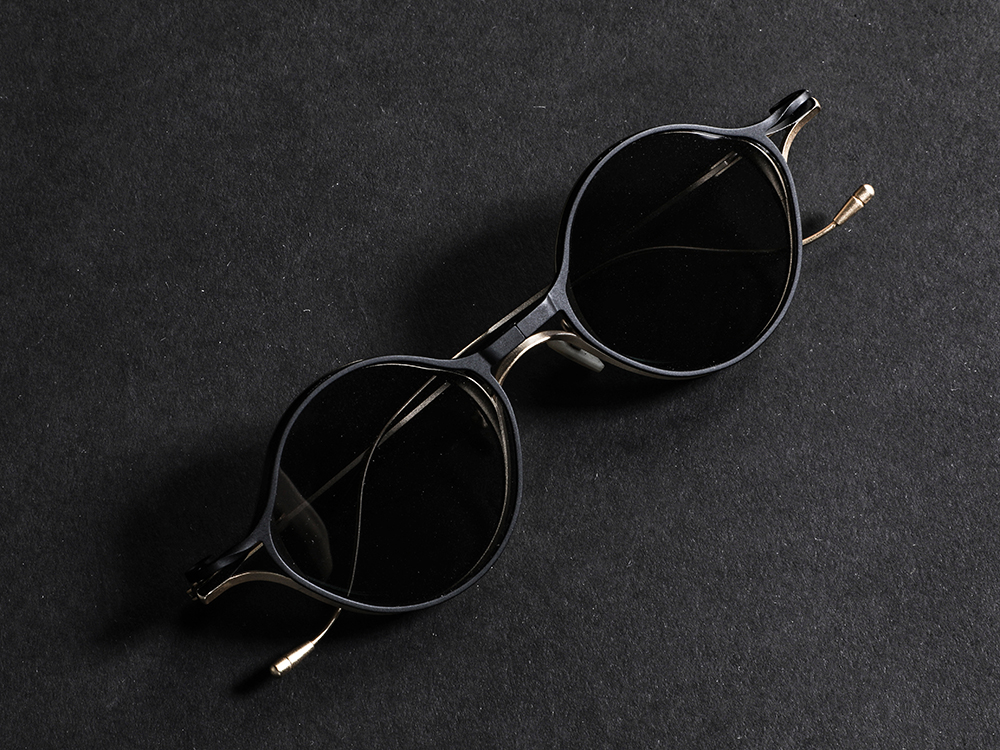 The Viridi-anne / RIGARDS - Jewelry shines on simple clothing items - RG1022TVA-GOLD+BLACK / BLACK(RIGARDS 10th Anniversary collaboration sunglasses GOLD+BLACK / BLACK) - 2-011