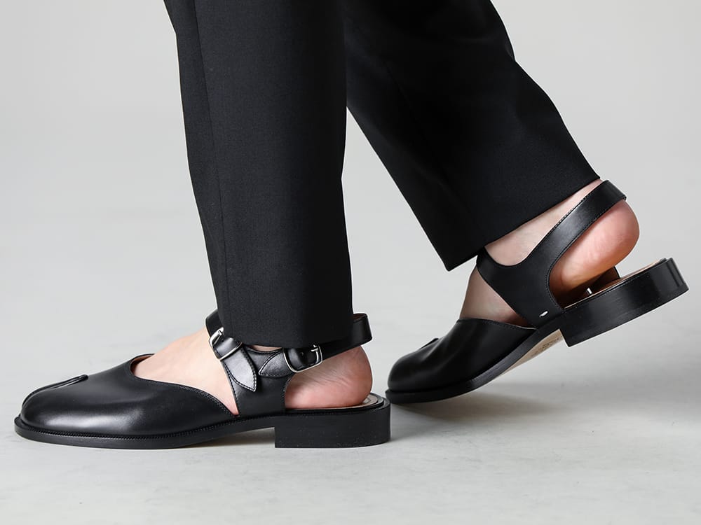 Maison Margiela  2023SS Versatile easy slacks that match a wide range of shoes, from sneakers to derbies and sandals - S50KA0530 - ドローストリング パンツ - S57WP0082 - タビ サンダル 3-005