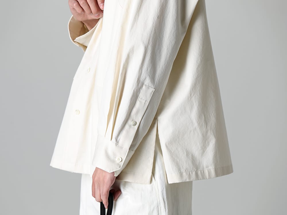 IRENISA 2023SS The new IRENISA cotton shirt is highly versatile and can be worn as a shirt or a blouson!  - IH-23SS-B020-CSS-Ivory - Wide Pockets Shirt Blouson Ivory 2-005