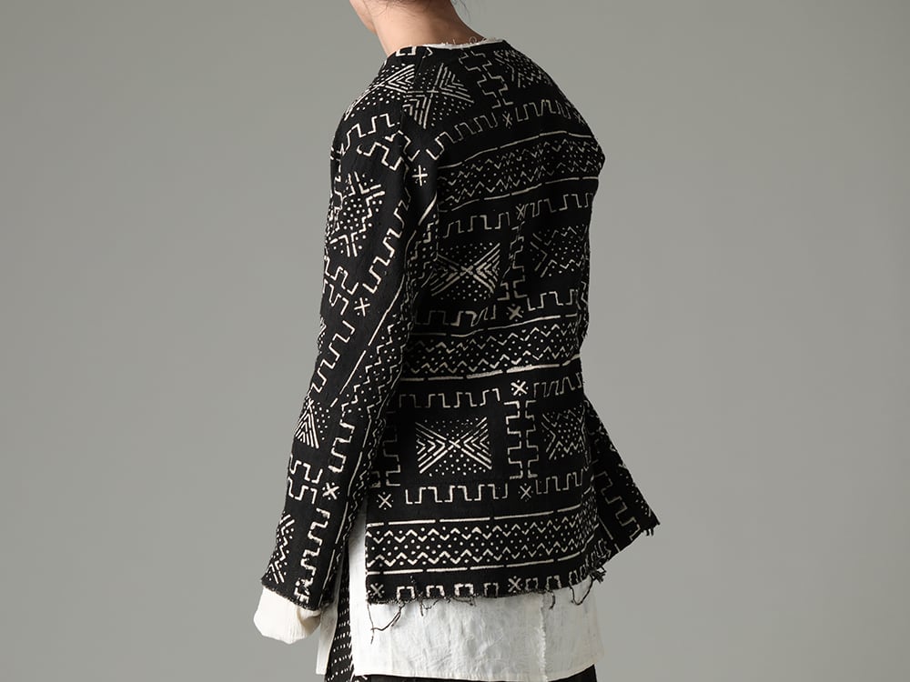 OLUBIYI THOMAS 2023SS Unique style combining 'Kimono-back cardigan' inspired by Japanese kimono and 'pleated bib shirt' using '50s deadstock curtains - 2305.9 Pleated Bib Shirt - 3202.7-1 Kimono Back Cardigan #1 3-003