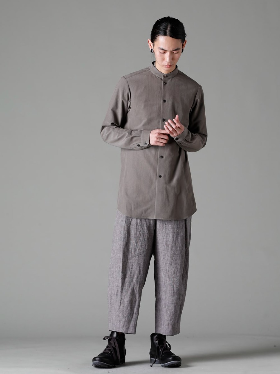 DEVOA 23SS styling 見出し1 - SHN-SVCM-Mud-Gray Mao collar long shirt cotton/silk/viscose mad gray PTI-STCB-Vintage-Blue baggy cropped pants Ramie vintage blue 1-005