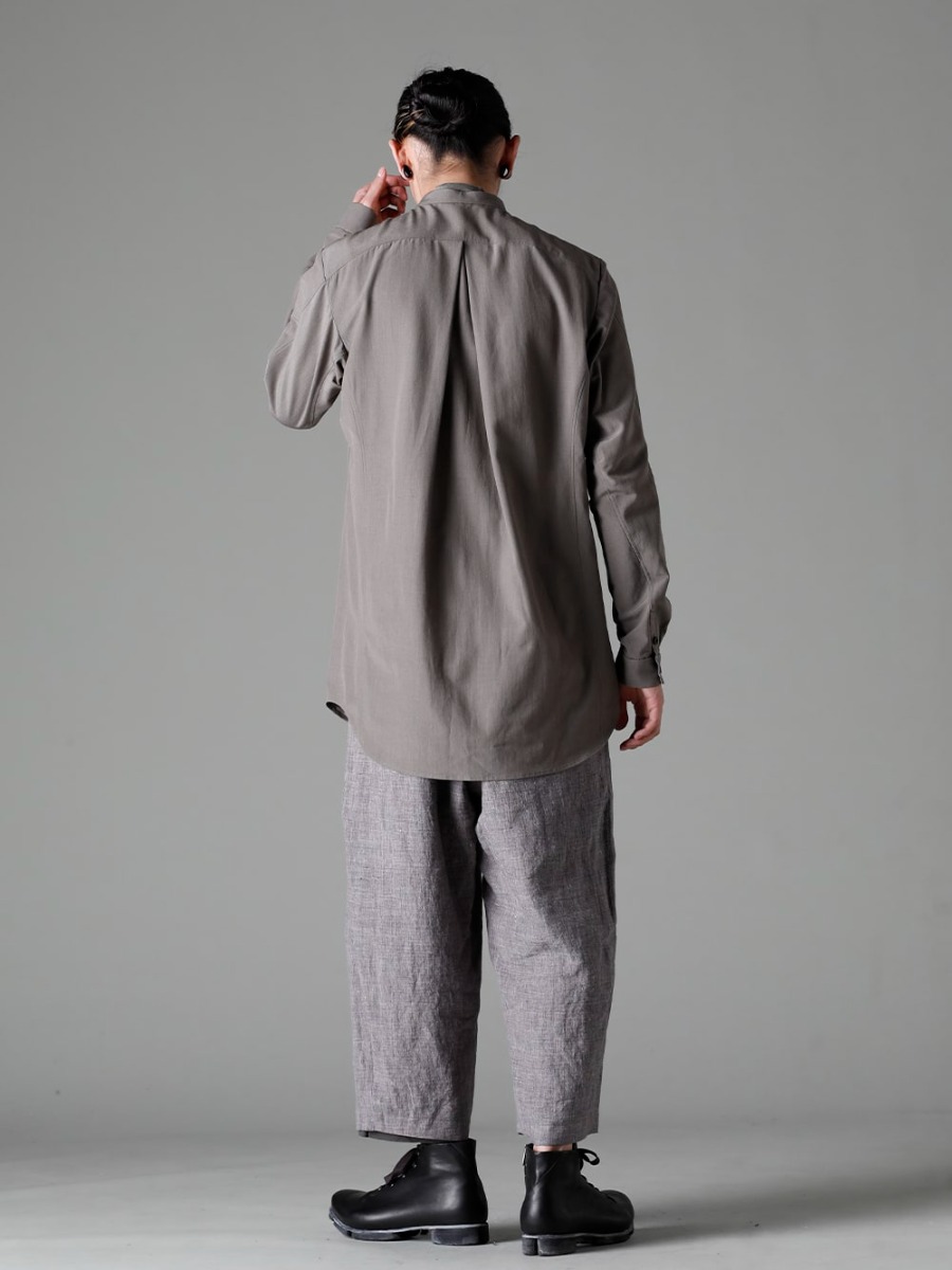 DEVOA 23SS styling 見出し1 - SHN-SVCM-Mud-Gray Mao collar long shirt cotton/silk/viscose mad gray PTI-STCB-Vintage-Blue baggy cropped pants Ramie vintage blue 1-005
