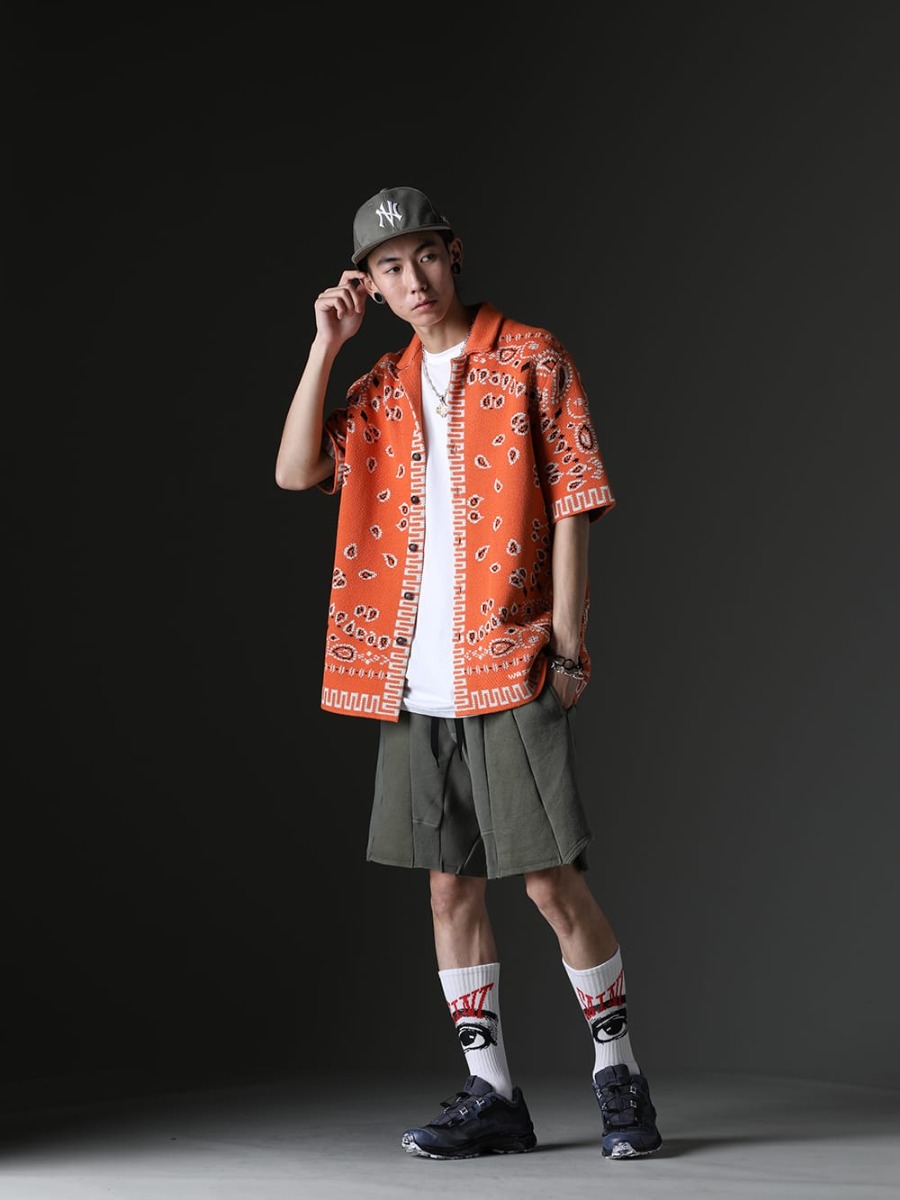 アラヌイ / アクロニウム / ニュークリア / ジェロクリスト / タカヒロミヤシタザソロイスト. / インク / イレブン バイ ボリス ビジャン サベリ / セントマイケル 2023SS スタイリング - ALANUI、ink、ACRONYMなどのブランドを組み合わせた夏のスタイリングをご提案。 - 華やかなアイテムと上質な素材で夏のスタイルを彩る。 - LMHS23-019(バンダナ ピケットシャツ タイガーリリー) S25-PR-C-White(Sleeveless T-shirt White) NV_002-Vintage-Green(NVロゴ フロント アーミーコットンキャップ ヴィンテージグリーン) GP3(GP3 - クロス ペンダント) GN1-50(GN1-50 - ハンドメイド チェーン ネックレス 50cm) sa.0036SS23-Black(ボーンシェイプドカラビナブレスレット-S- ブラック) sa.0036SS23-Silver(ボーンシェイプド カラビナ ブレスレット/S/シルバー) ink23-14-Khaki(ミリタリーショーツ カーキ) BAMBA5-11XS-Black-Dye(バンバ5 - 11XS - ブラックダイ) SM-S23-0000-100(EYE ソックス ホワイト) - 1-001