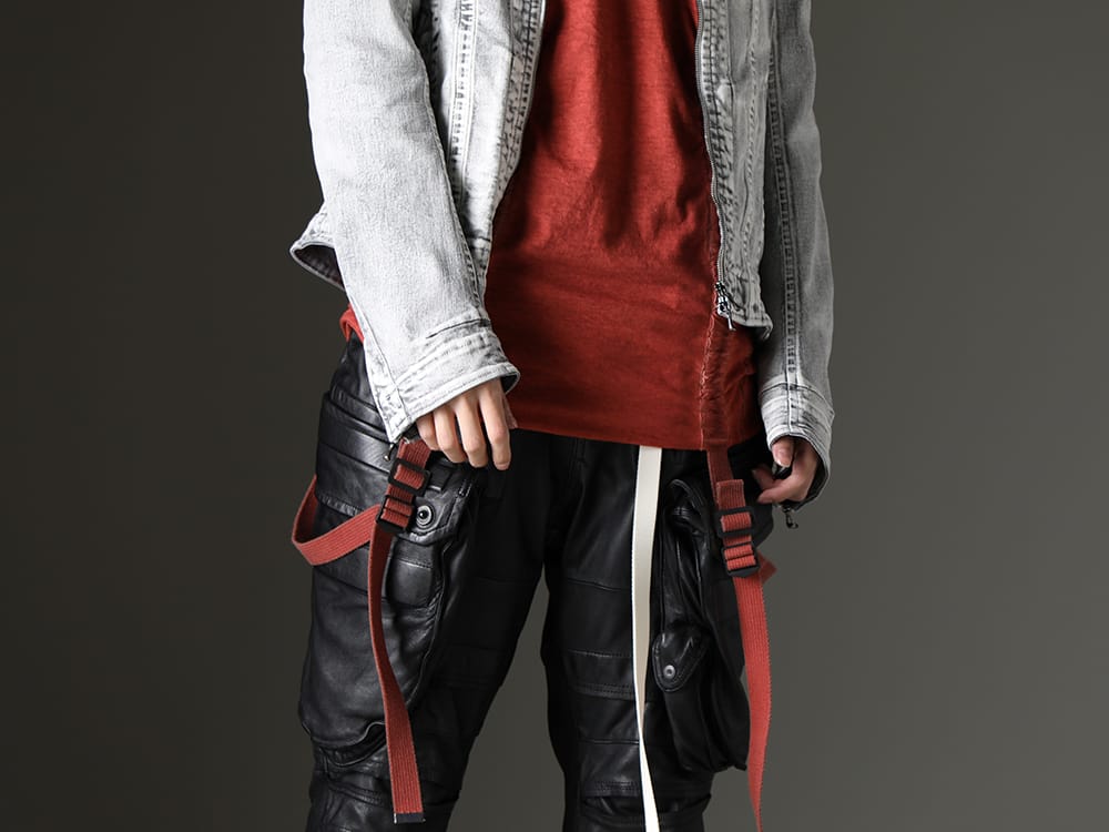 Julius / D.Hygen 2023SS - Seamed jacket with an original finish in bleached black denim 