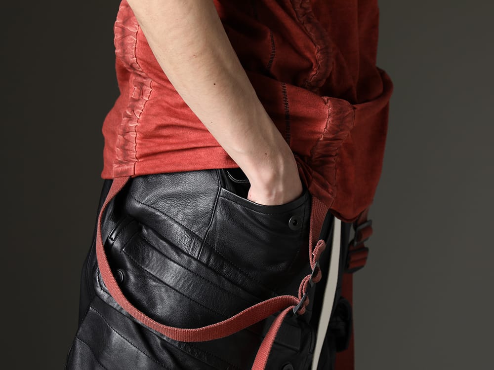 D.Hygen 2023SS - Seamed jacket with an original finish in bleached black denim 