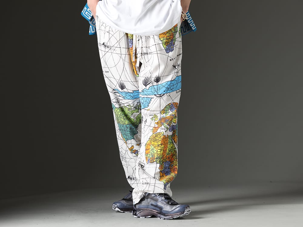 セントマイケル / イレブン バイ ボリス ビジャン サベリ 2023SS Dr. Wooとのコラボレーションによるパジャマパンツ - SM-S23-0000-083(セントマイケル × ドクター・ウー WORLD MAP パジャマパンツ) BAMBA5-11XS-Black-Dye(バンバ5 - 11XS - ブラックダイ) - 3-001