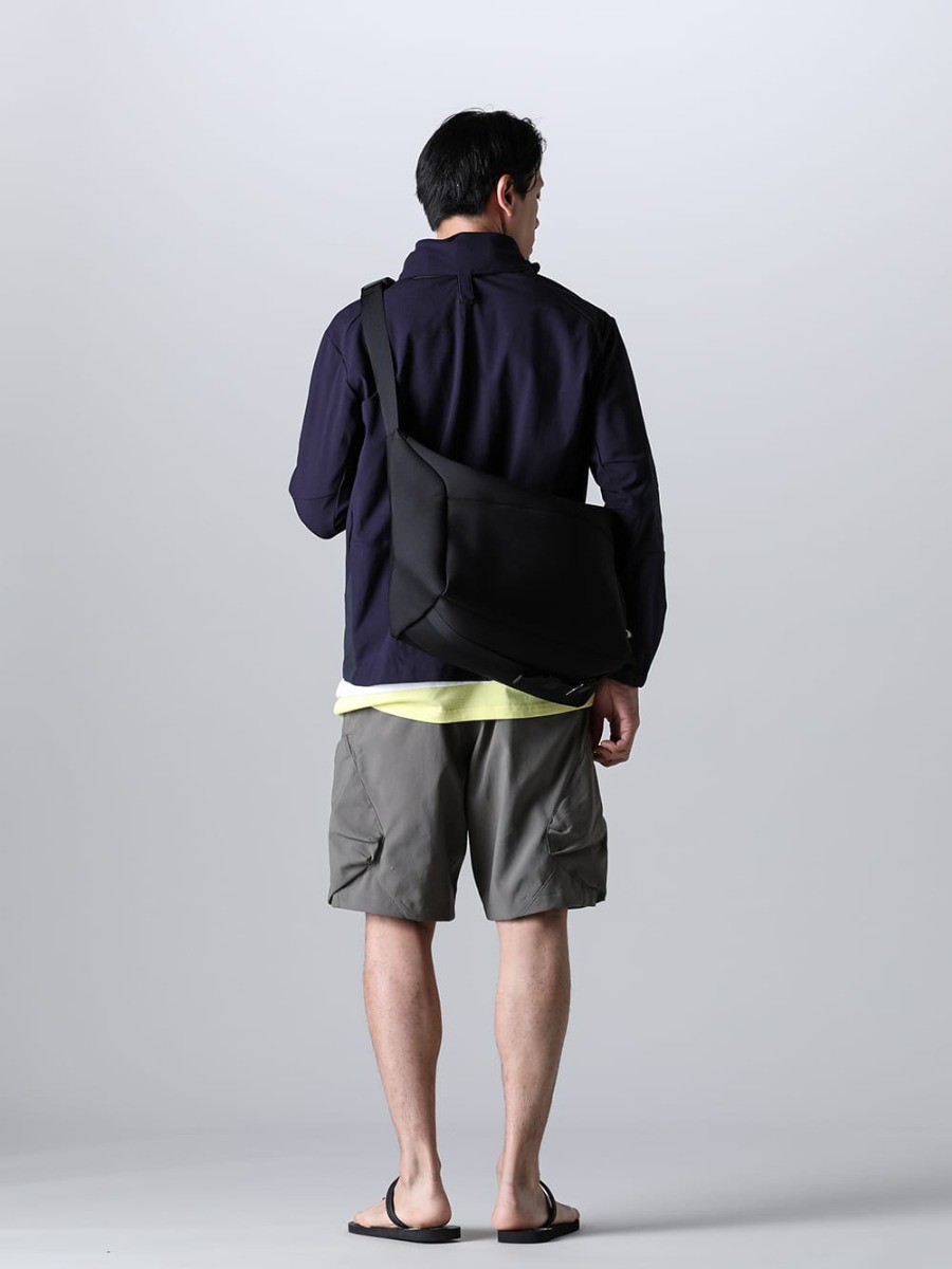 RIPVANWINKLE 2023SS Styling horts style with functional items and layered dolman tee - RW-503-Almandine - Stand Hoodie Jacket Almandine - RW-546-White - Layered Dolman-T White - SP29-M-Gray - Military Cargo ShortS Gray - sgf.0001SS23 - natural material sandals. - RW-549 - Body Bag 1-004