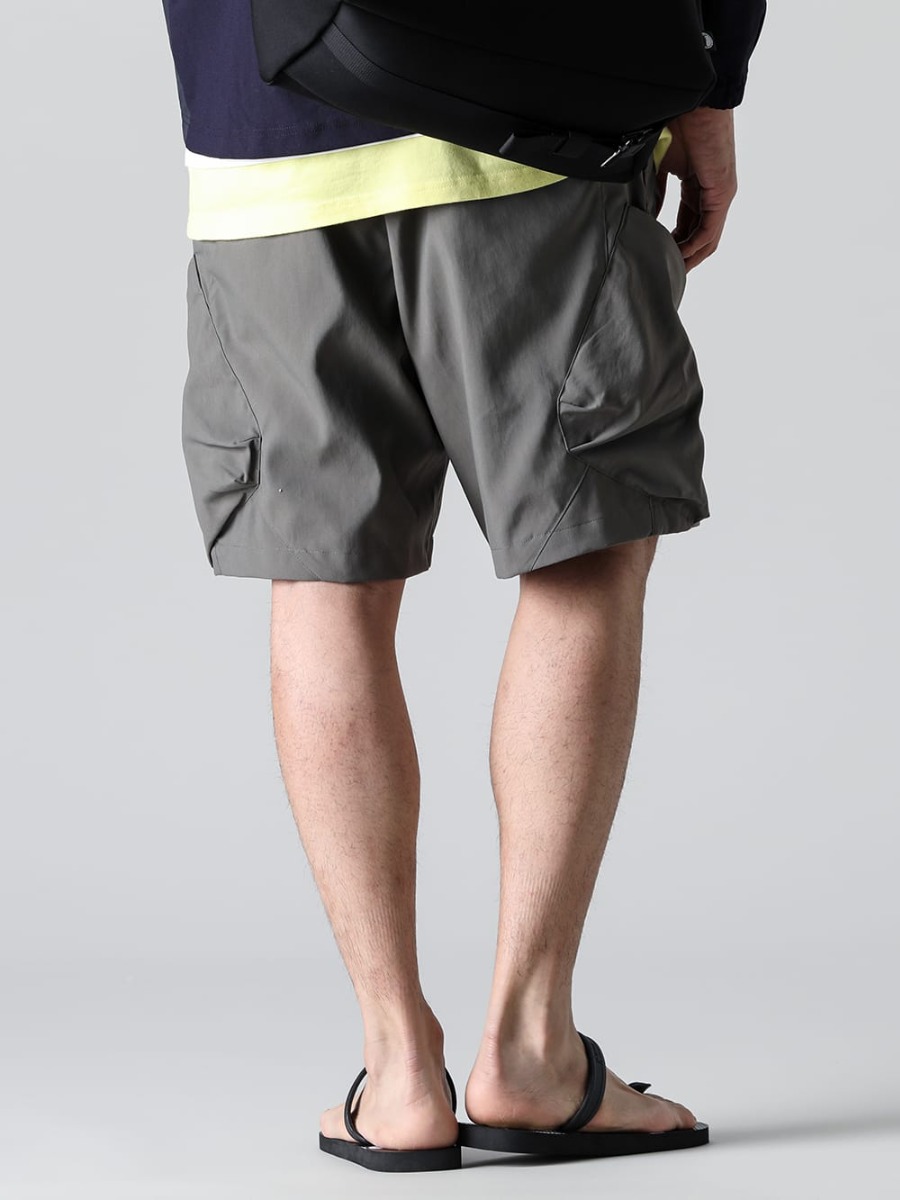 ACRONYM 2023SS Select sustainable sandal brands that are gentle on both feet and the earth - SP29-M-Gray - Military Cargo ShortS Gray - sgf.0001SS23 - natural material sandals. 3-002