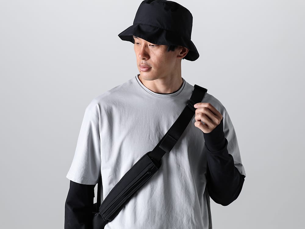 RIPVANWINKLE - リップヴァンウィンクル 2023SS イカラーのドルマンカットソーにポケットがついた新型カットソー  - RW-547-L.Gray×Shark - ドルマンT ライトグレー × シャーク - RW-501-Black - トレイル L/S ブラック - FC3-WS - Field Cover Hat - RW-549 - ボディ バッグ 2-003