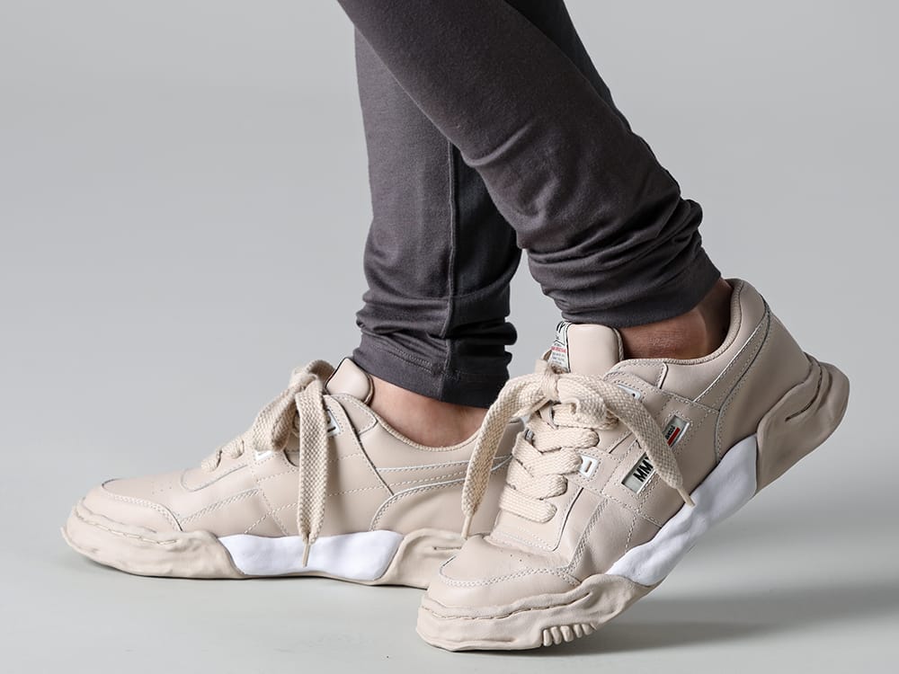 Maison MIHARAYASUHIRO - メゾン ミハラヤスヒロ 2023SS ACRONYM - アクロニウムからミリタリーデザインのナイロンストレッチ素材のショートパンツをセレクト - RW-518-M.Gray × G.Gray - バイカラー レギンス マンガングレー × グラファイトグレー - A08FW702-Beige - パーカー- オリジナル ソール レザー ロートップ スニーカー Beige 3-006